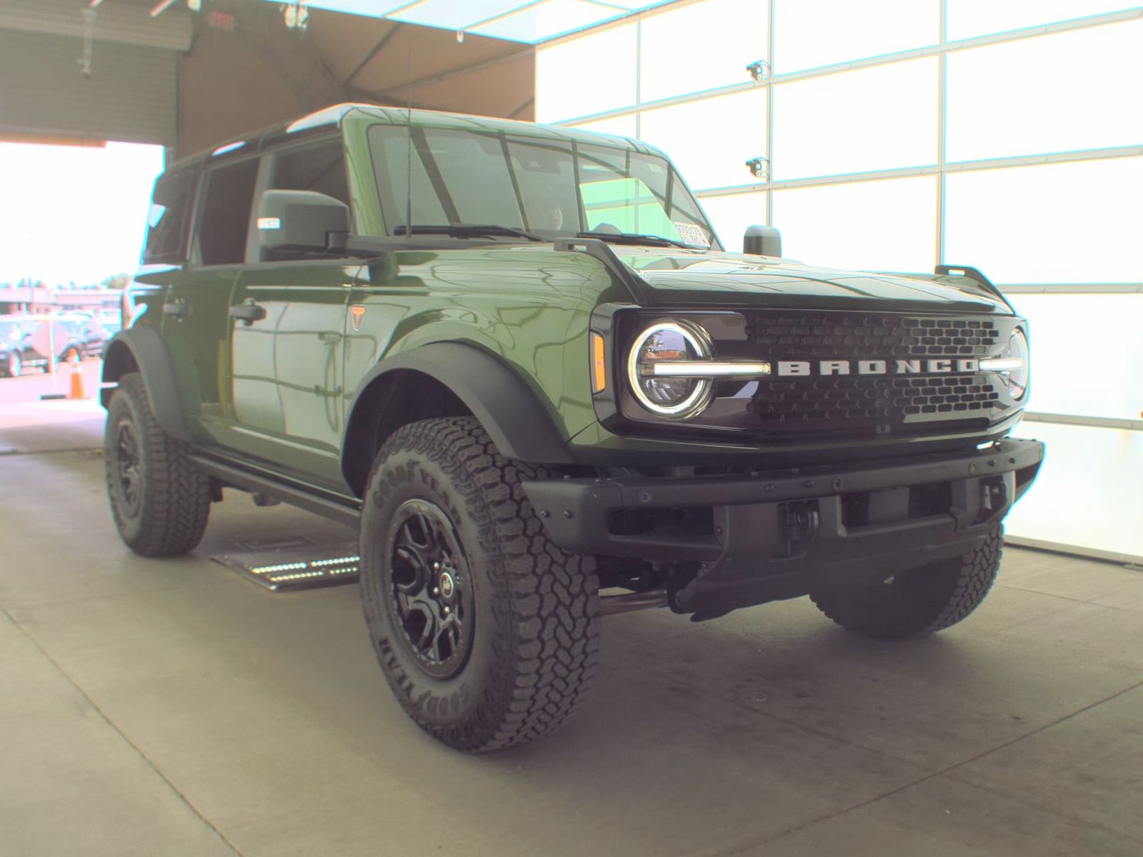 FORD BRONCO - 5