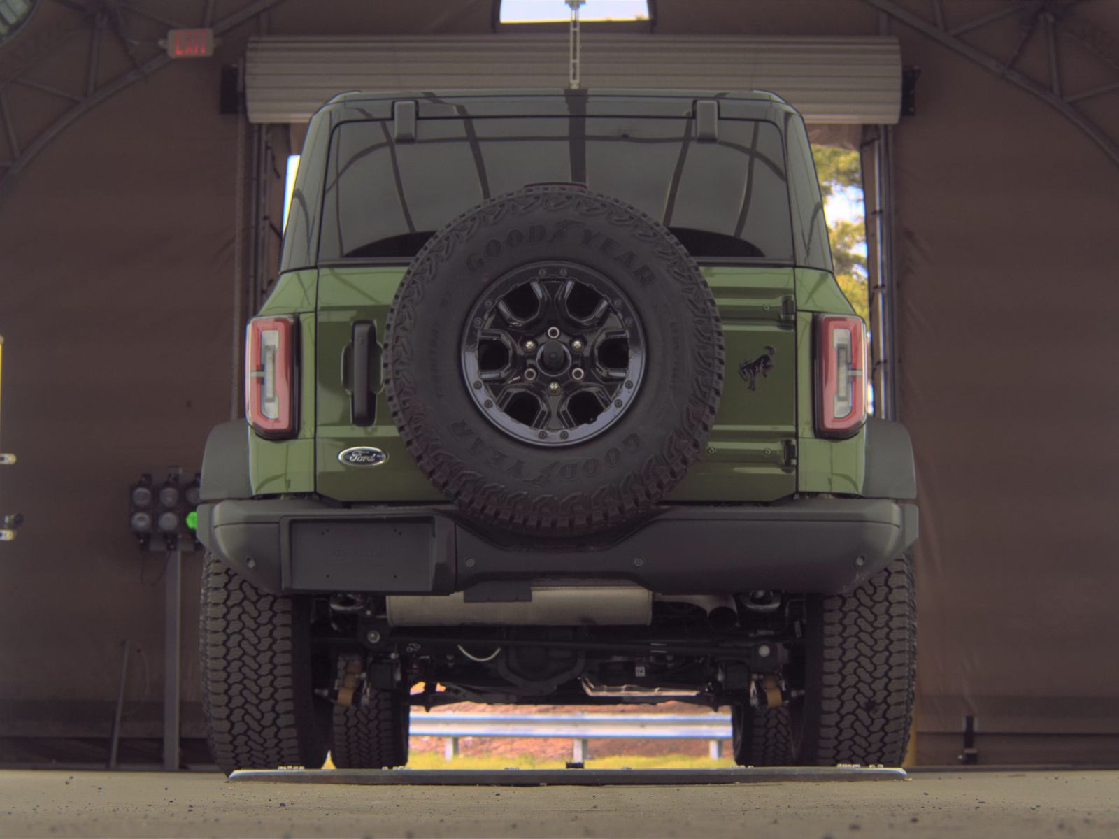 FORD BRONCO - 8