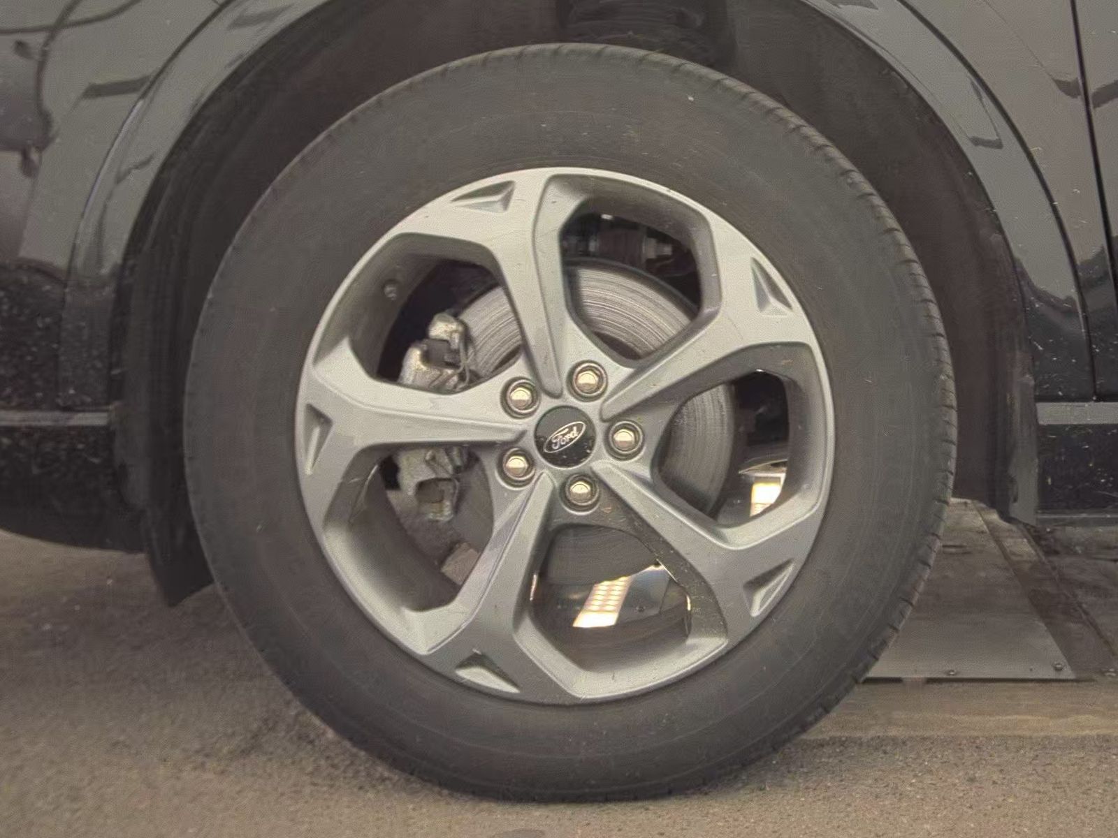 FORD ESCAPE - 10
