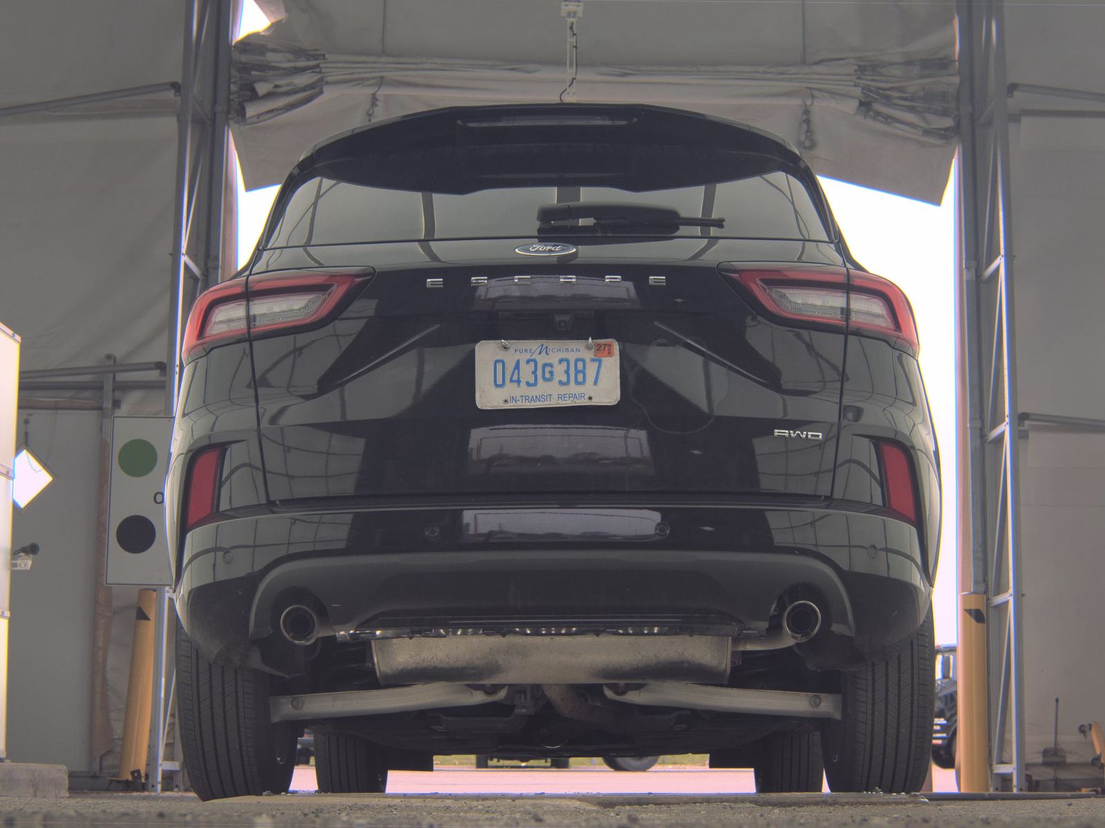 FORD ESCAPE - 8