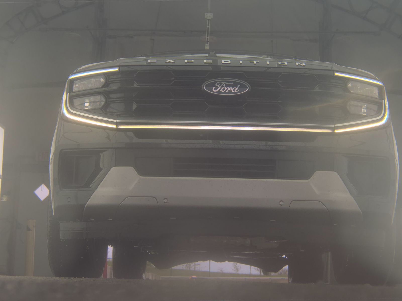 FORD EXPEDITION - 4