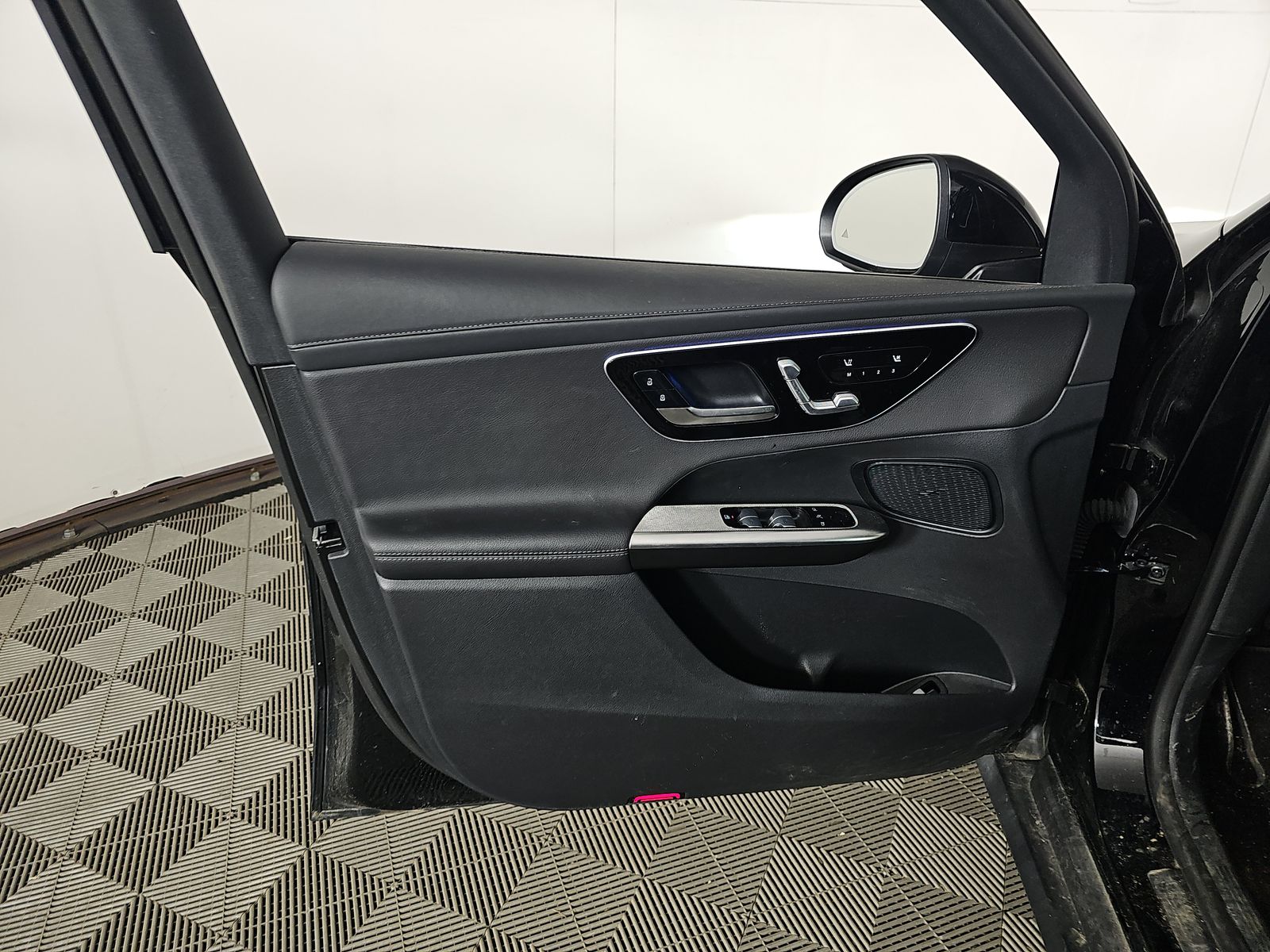 MERCEDES-BENZ GLC-CLASS - 10