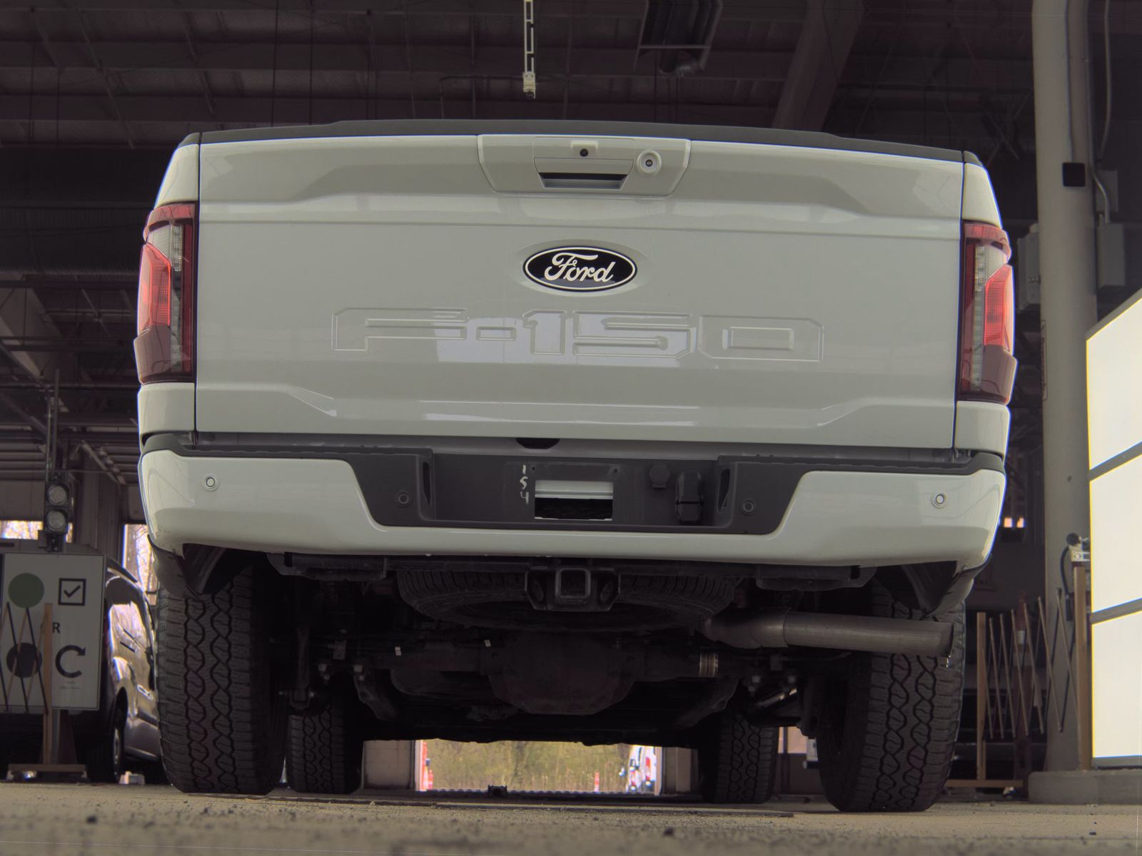 FORD F-150 - 8