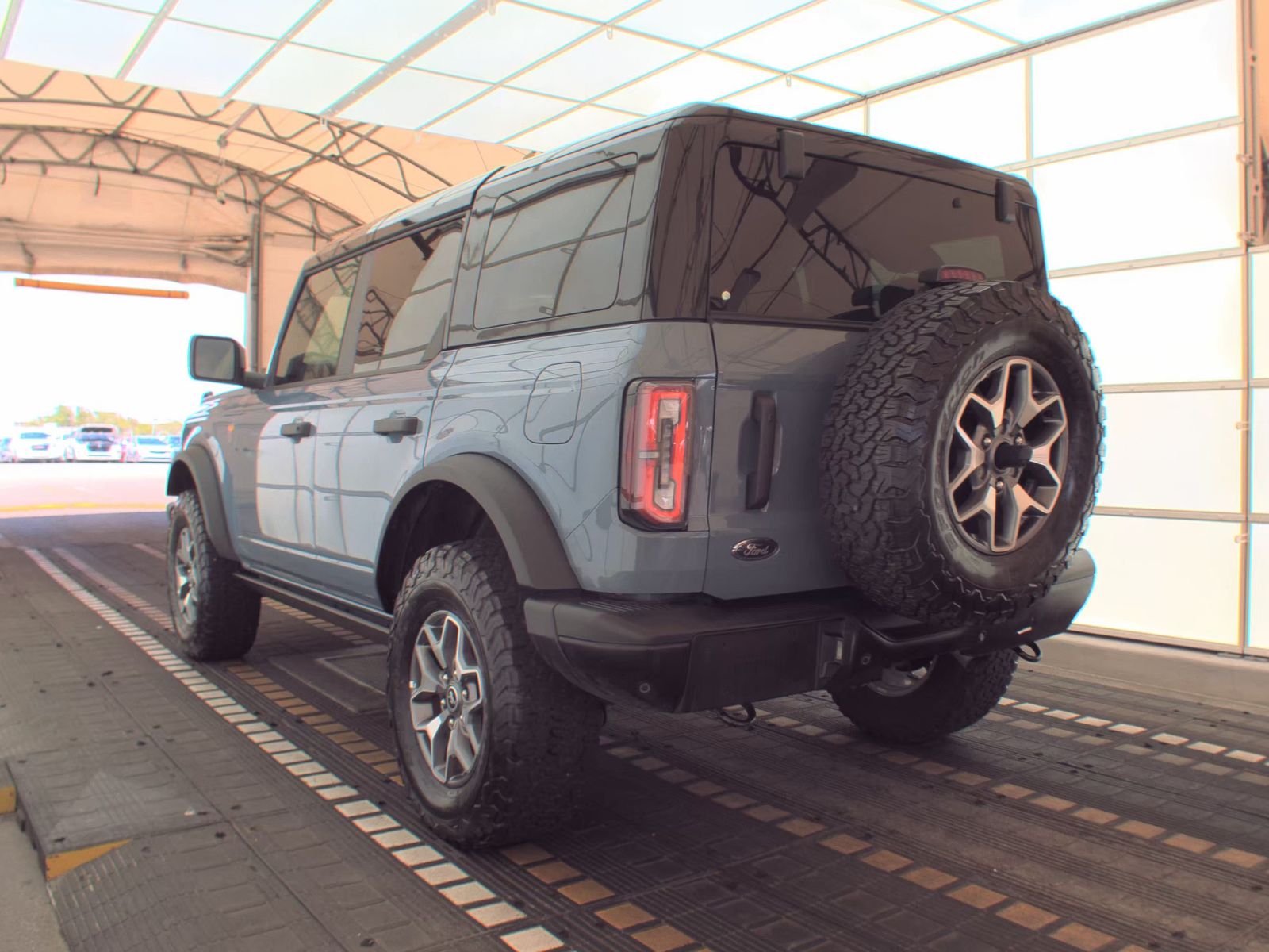 FORD BRONCO - 9