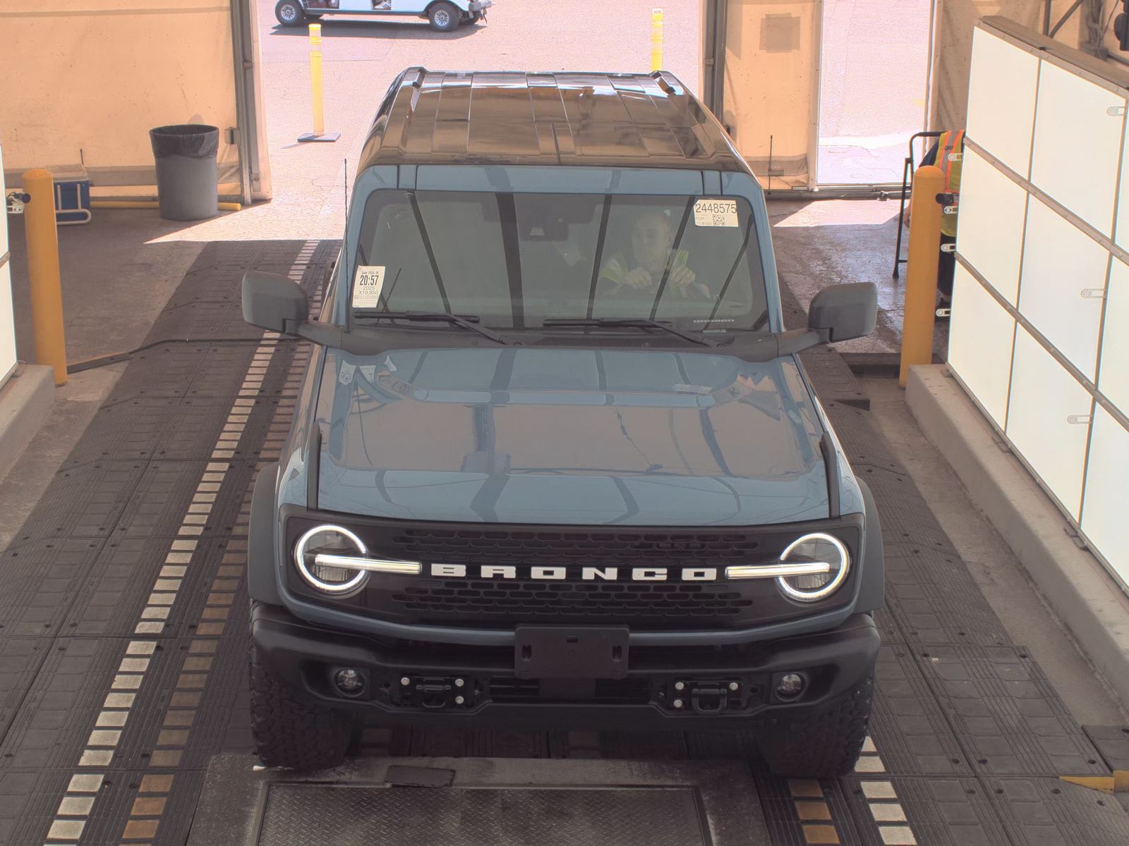 FORD BRONCO - 3