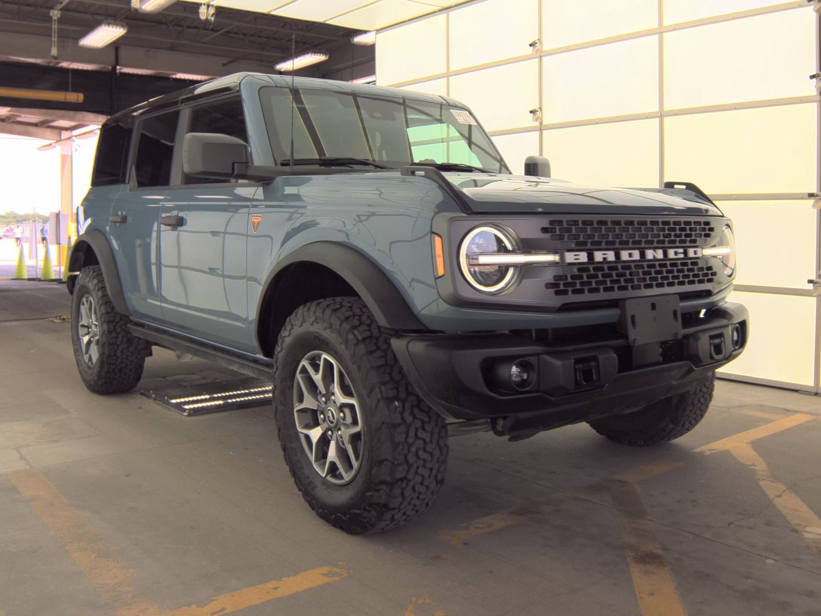 FORD BRONCO - 5