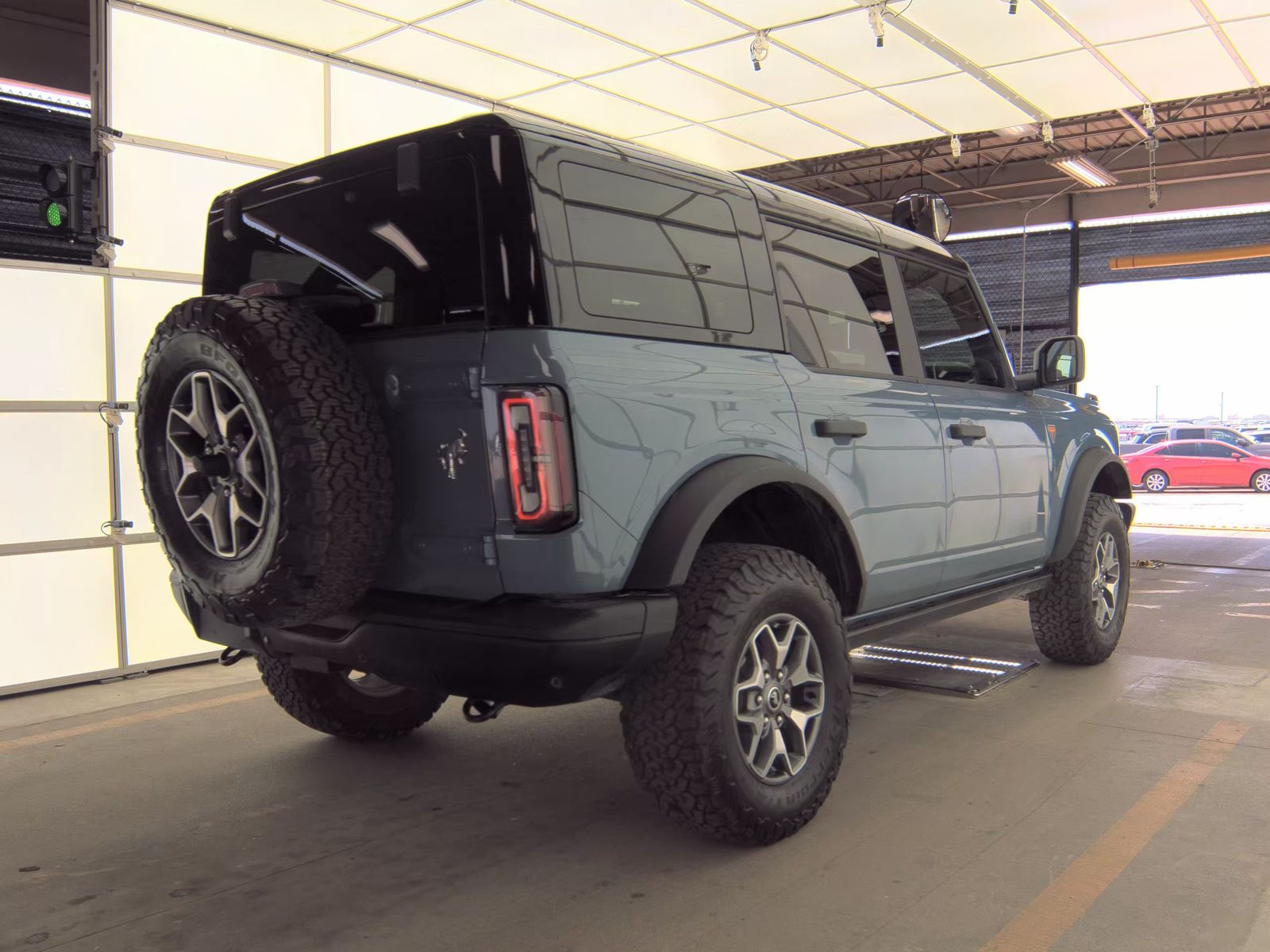 FORD BRONCO - 6