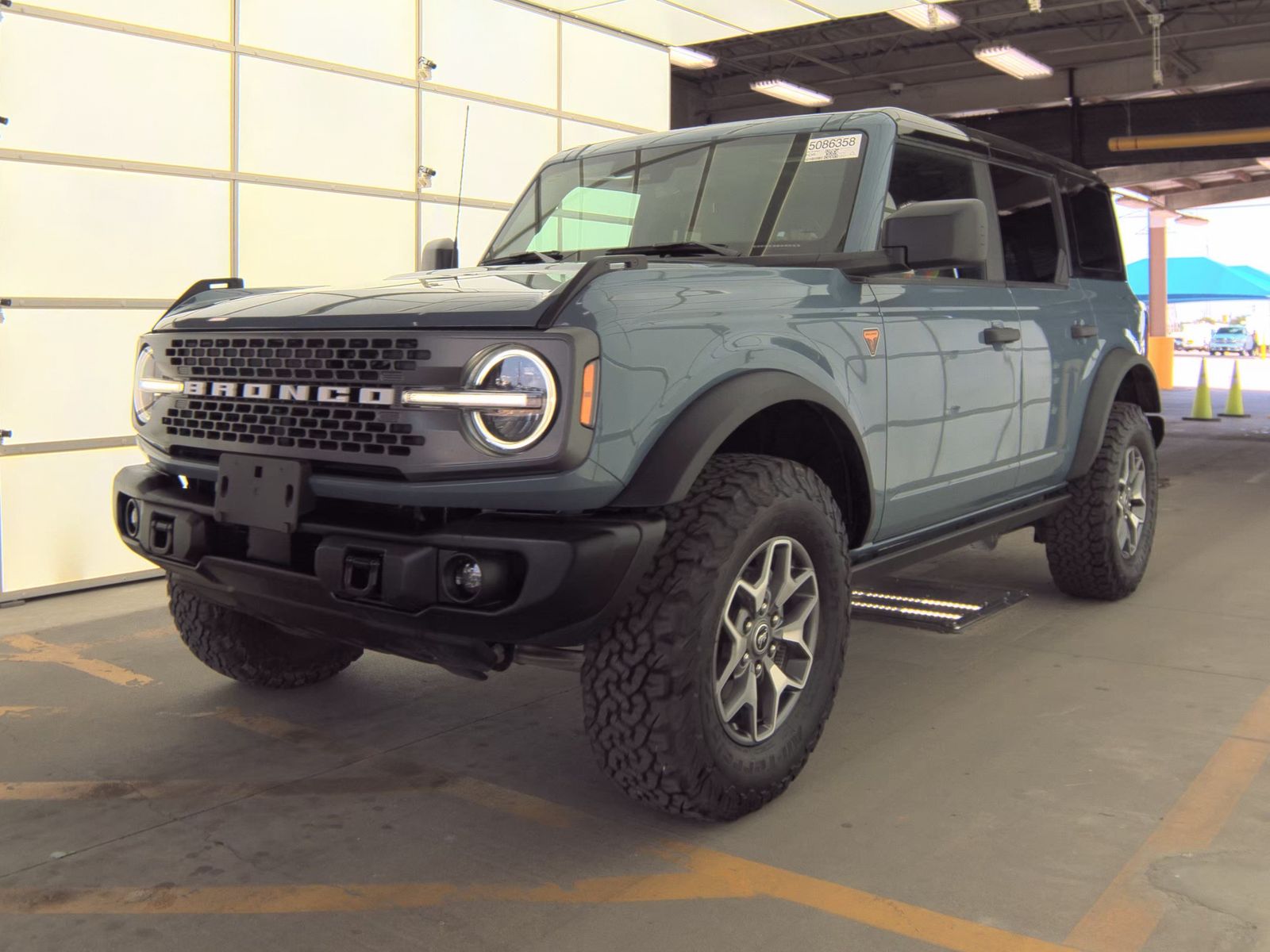 FORD BRONCO - 1
