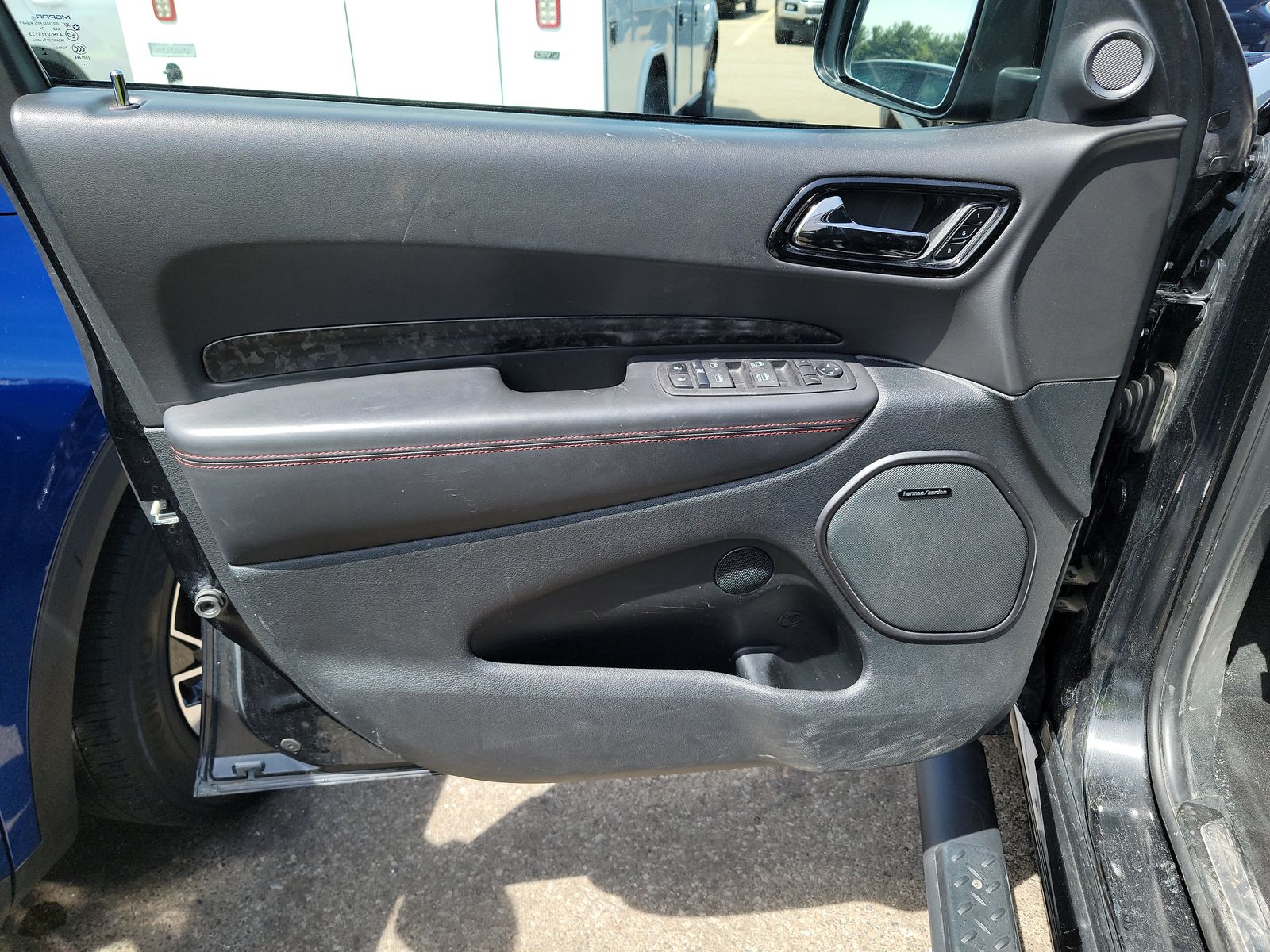 DODGE CHALLENGER - 4