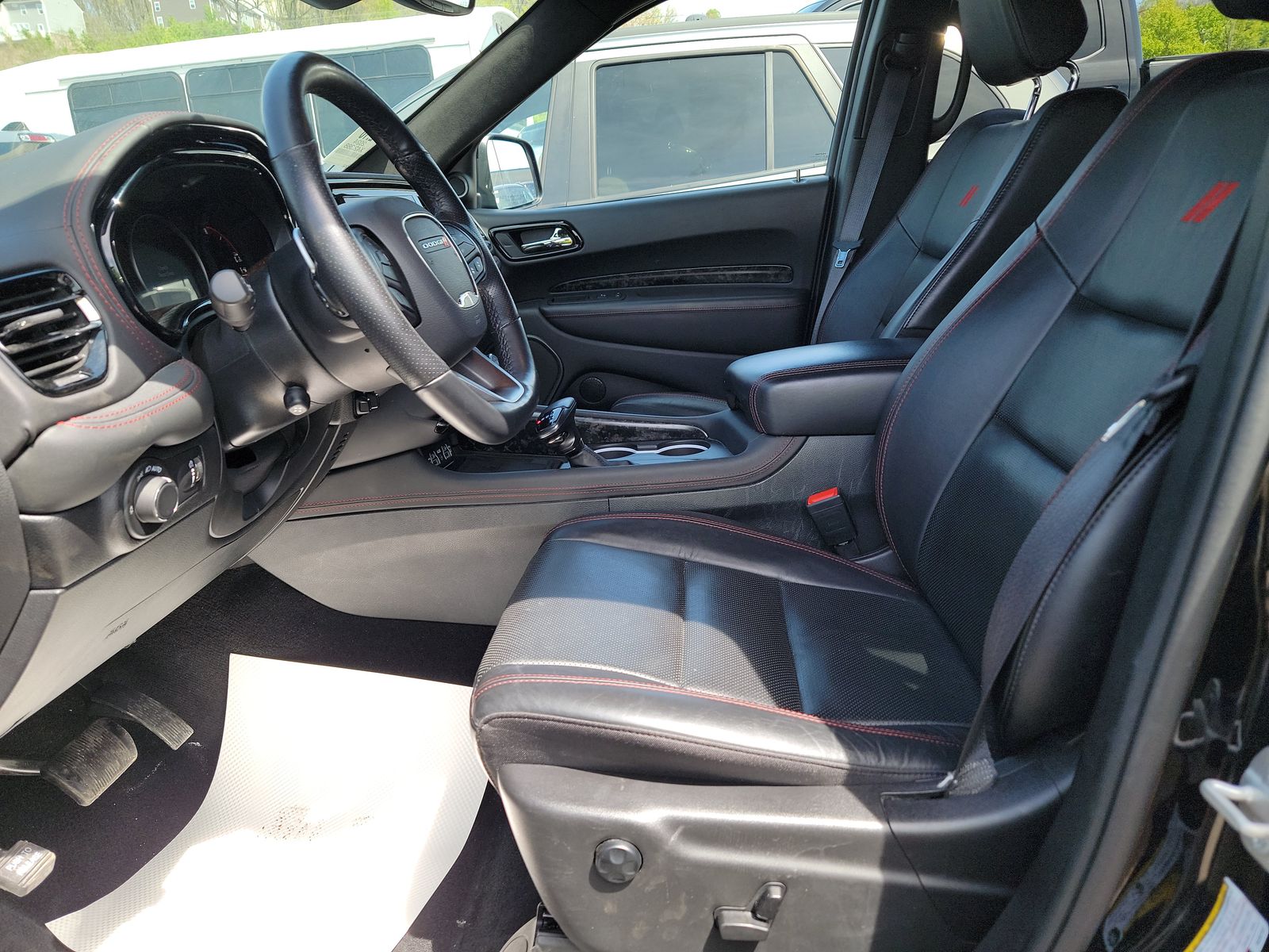 DODGE CHALLENGER - 1