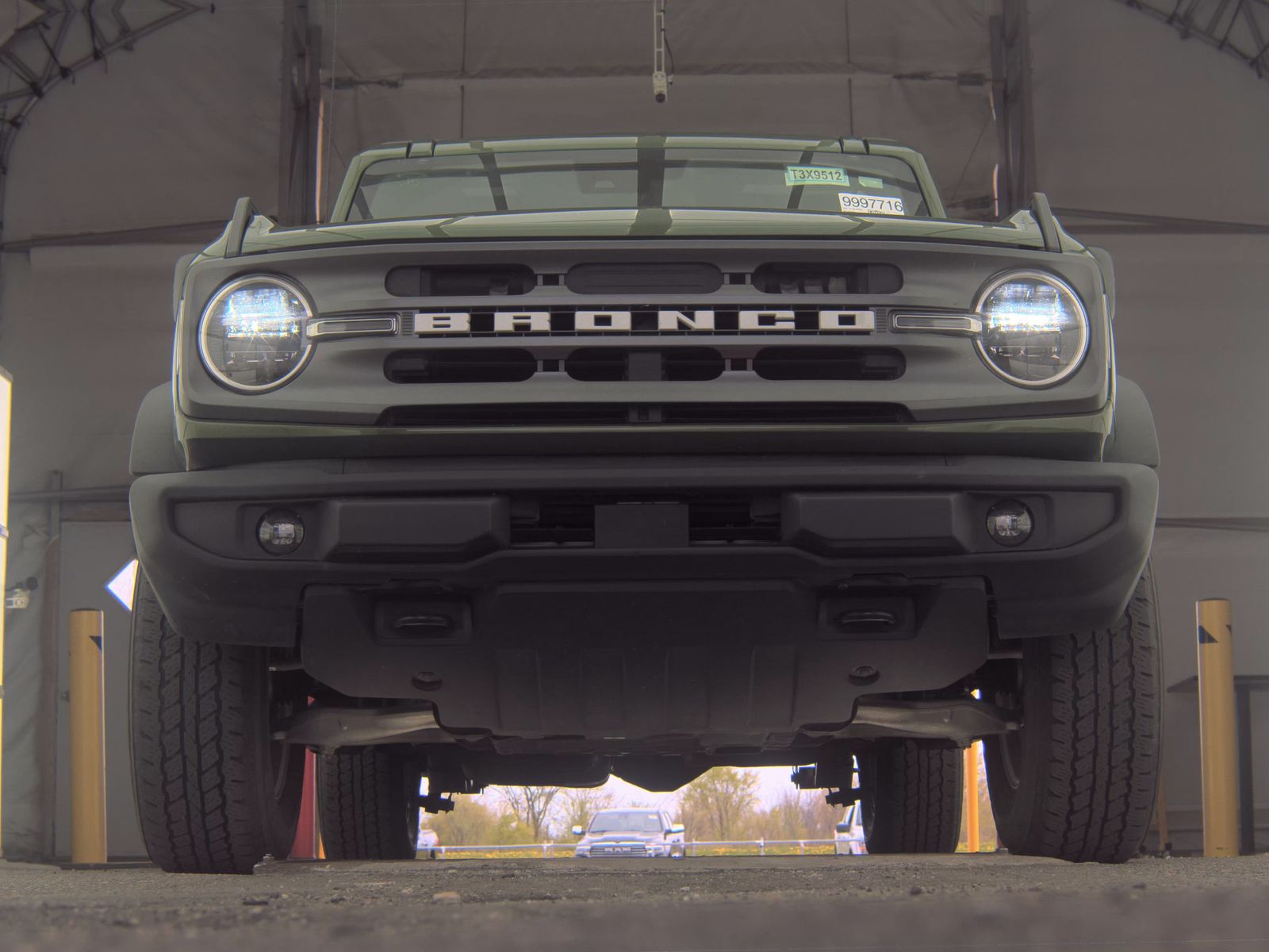 FORD BRONCO - 4