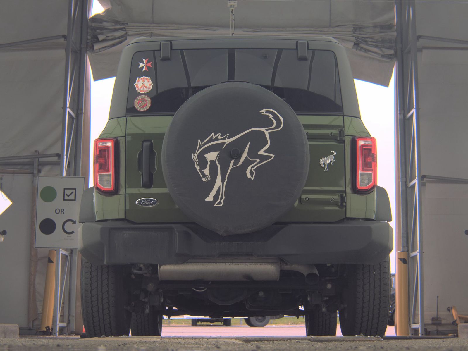 FORD BRONCO - 8