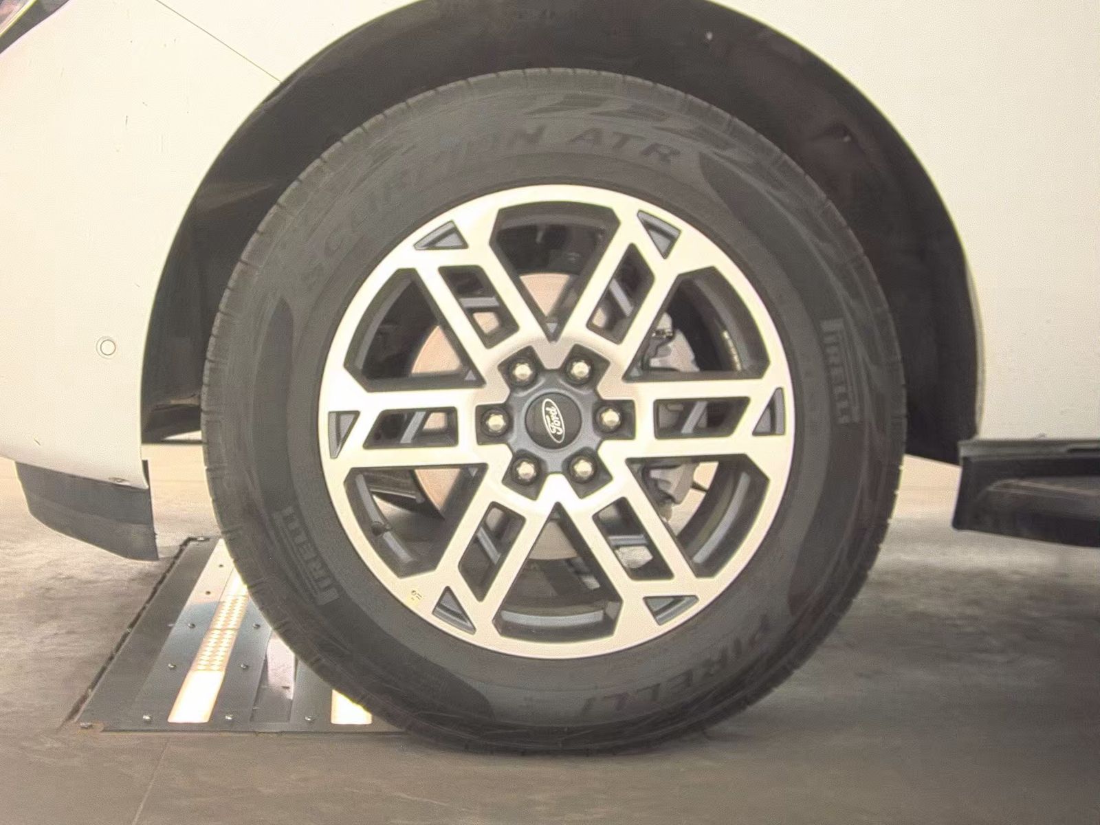 FORD EXPEDITION MAX - 10