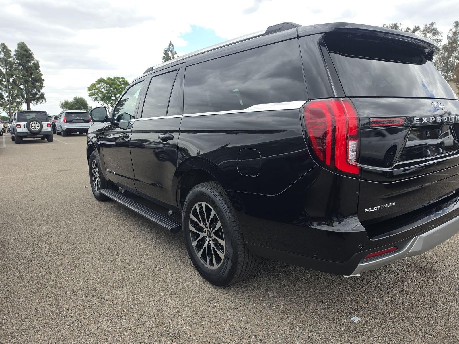 FORD EXPEDITION MAX - 7