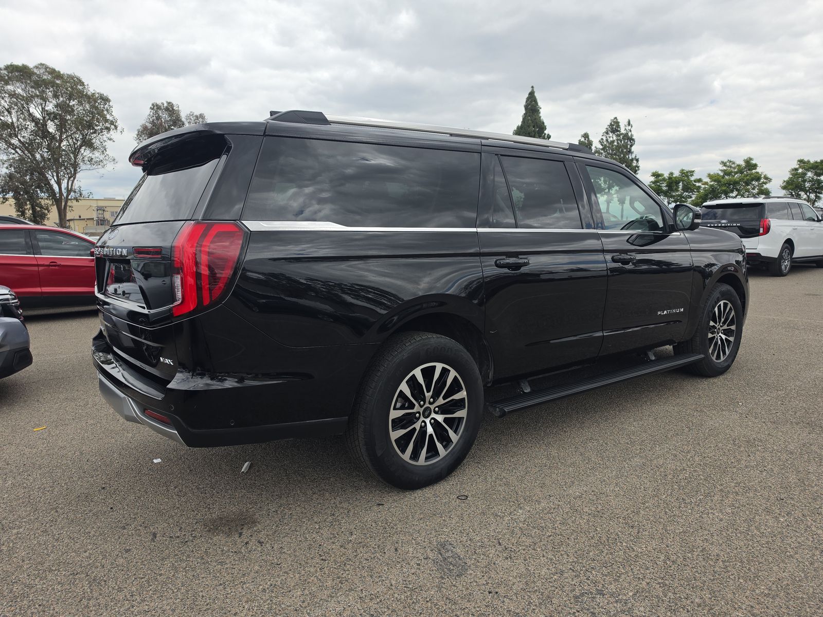 FORD EXPEDITION MAX - 5