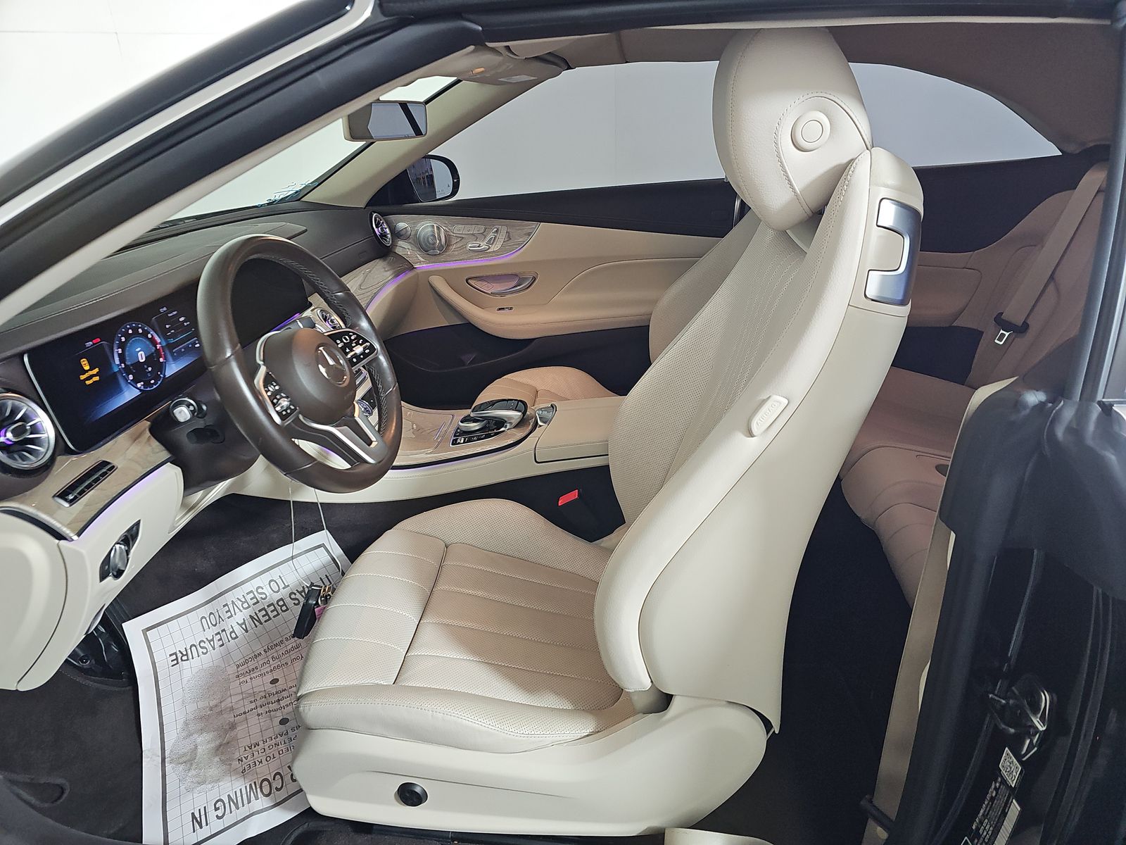 MERCEDES-BENZ E-CLASS - 8