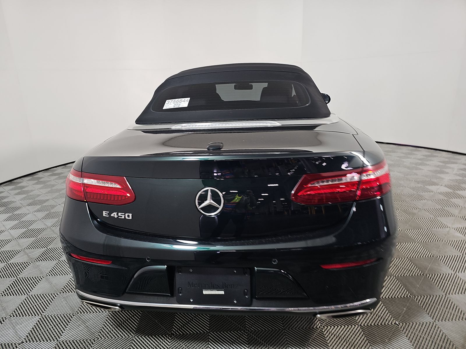 MERCEDES-BENZ E-CLASS - 6