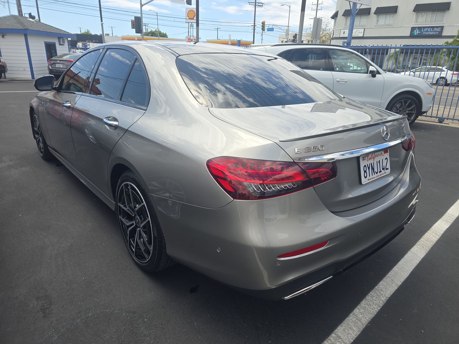 MERCEDES-BENZ E-CLASS - 7