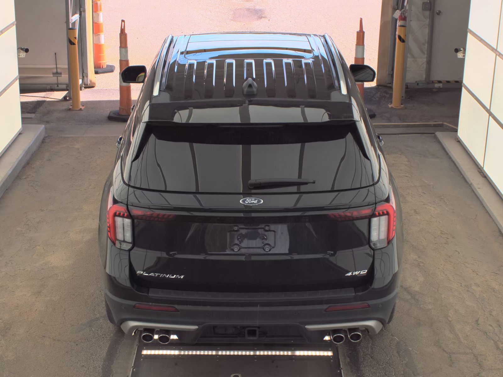 FORD EXPLORER - 7