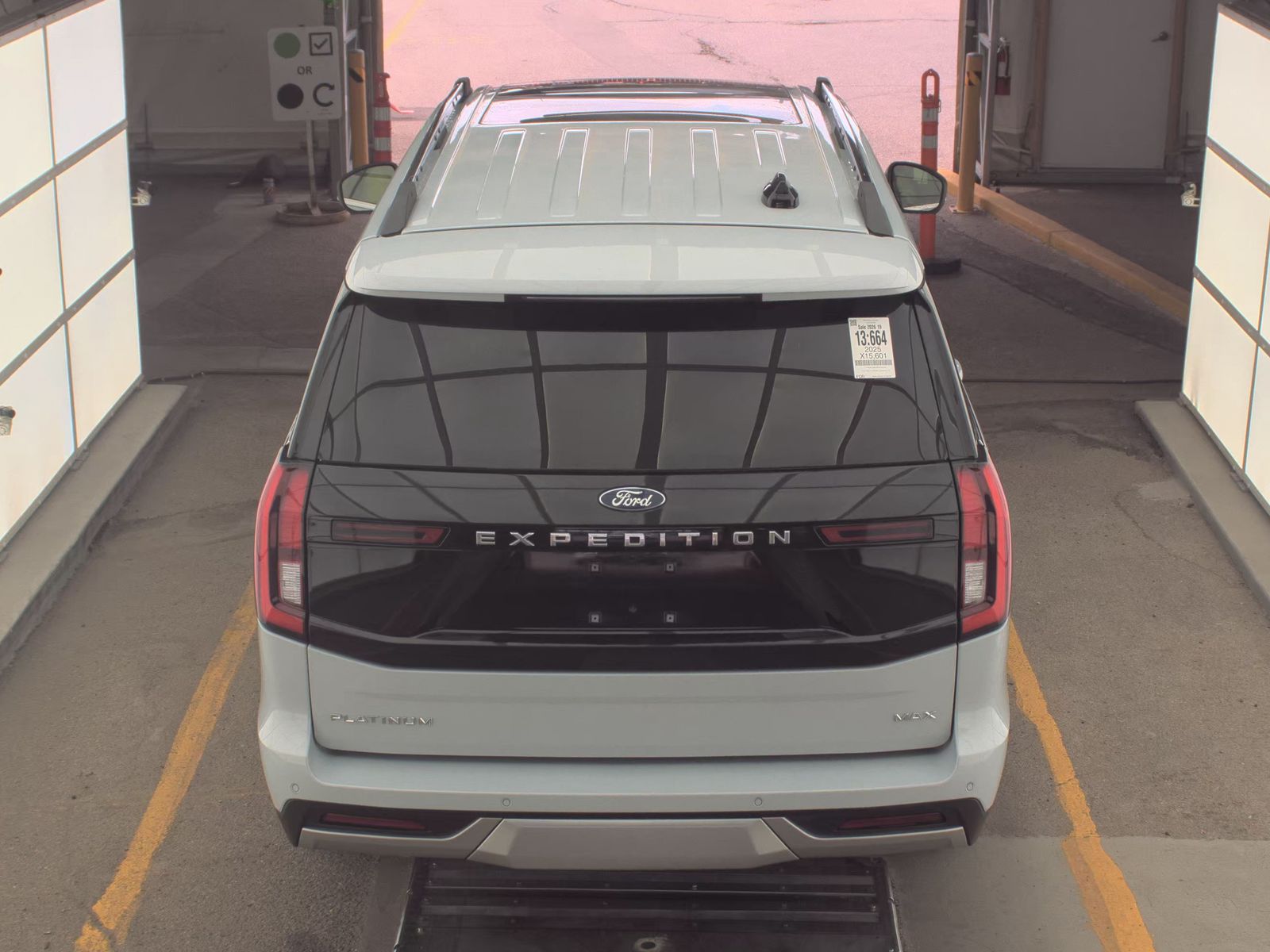 FORD EXPEDITION MAX - 7