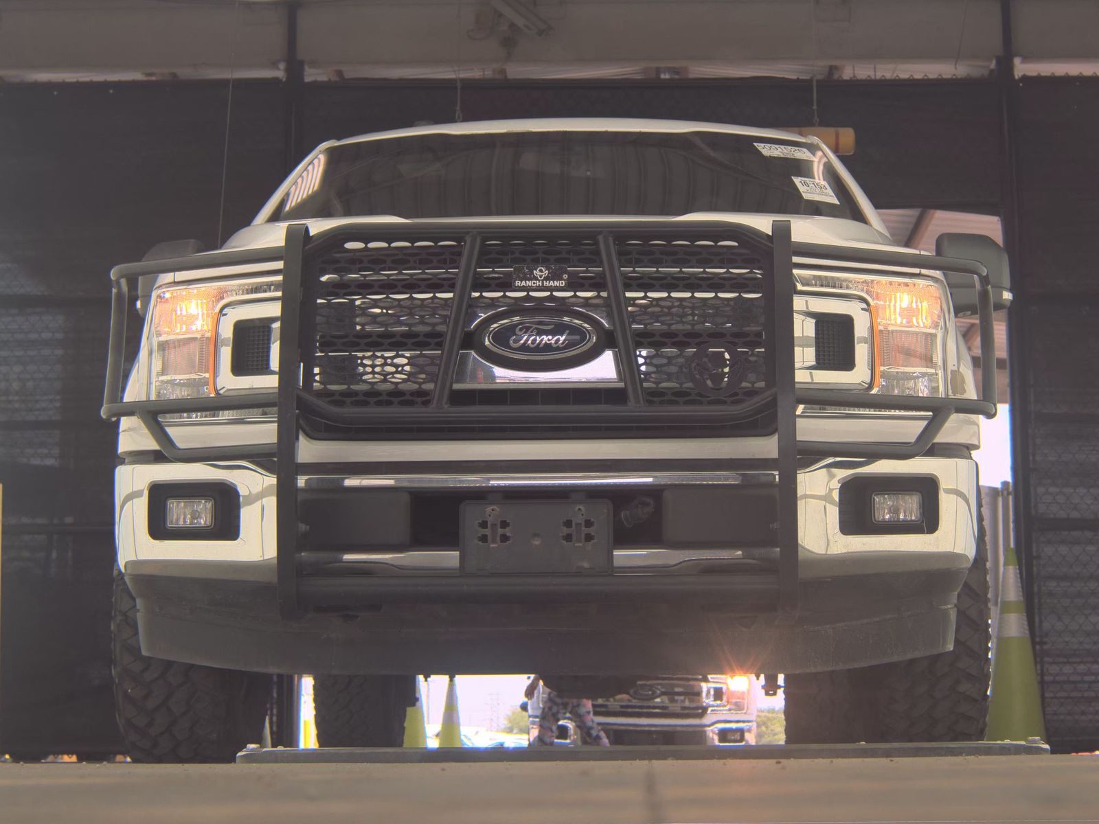 FORD F-150 - 4