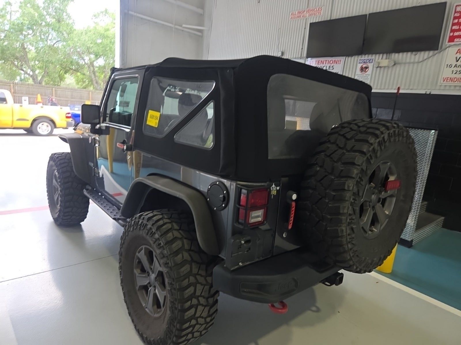 JEEP WRANGLER - 4