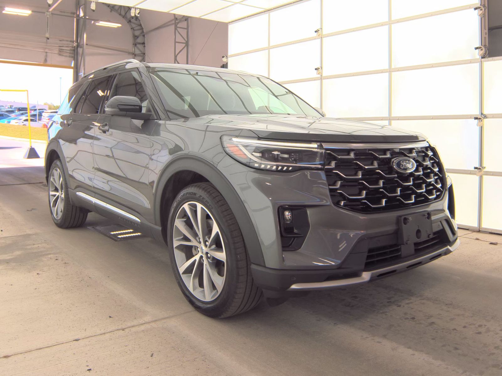 FORD EXPLORER - 5