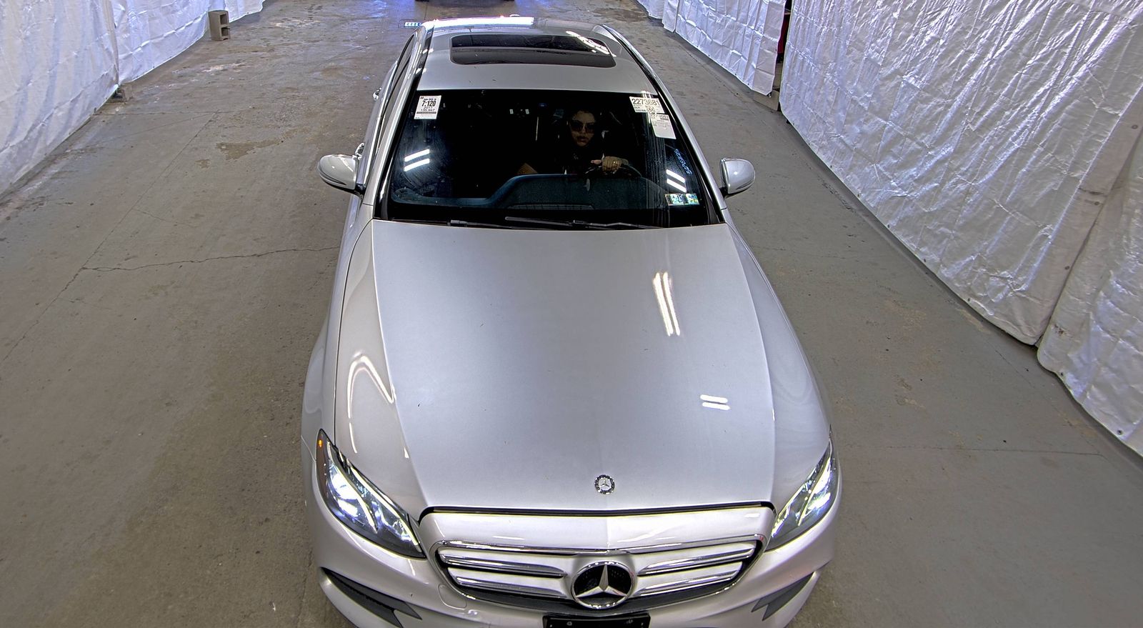 MERCEDES-BENZ E-CLASS - 3