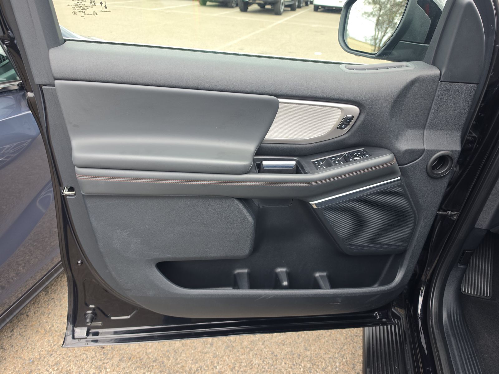 FORD EXPEDITION - 10