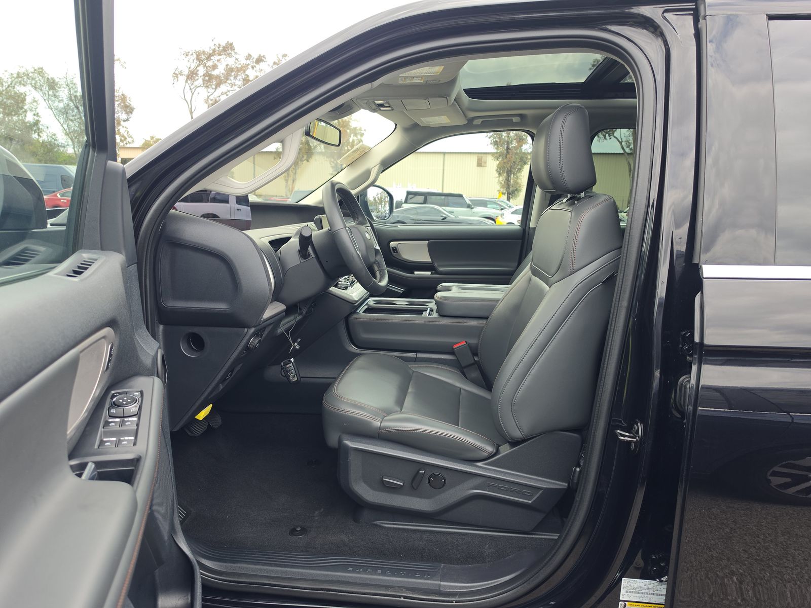 FORD EXPEDITION - 8