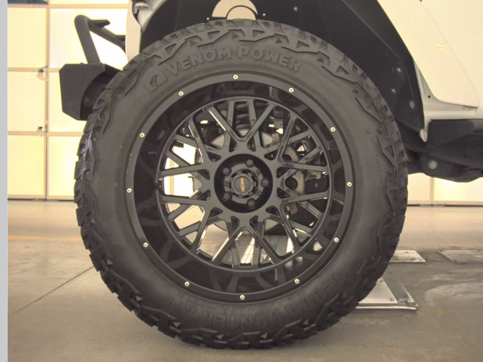 JEEP GRAND CHEROKEE - 10