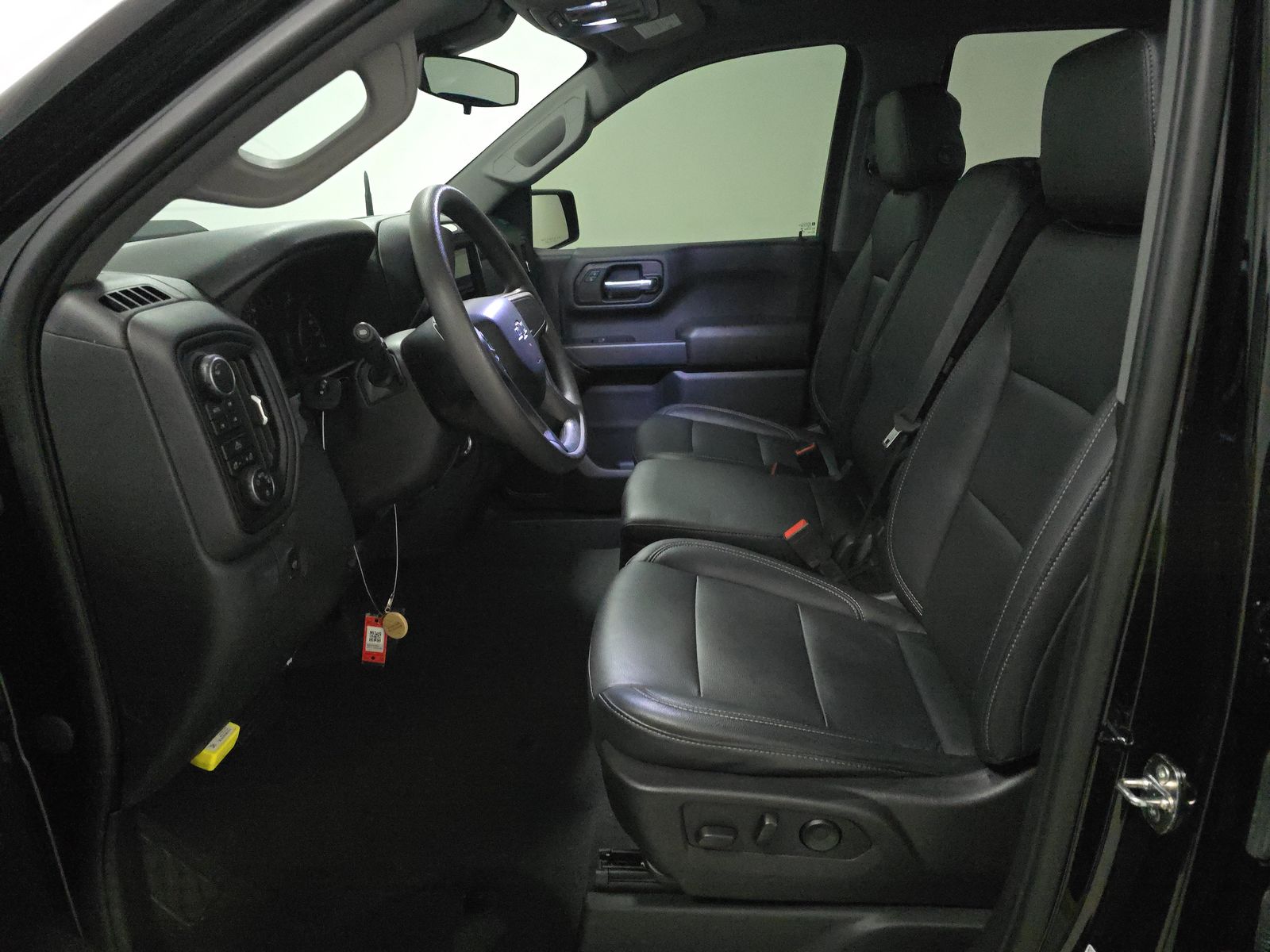 CHEVROLET SILVERADO - 8