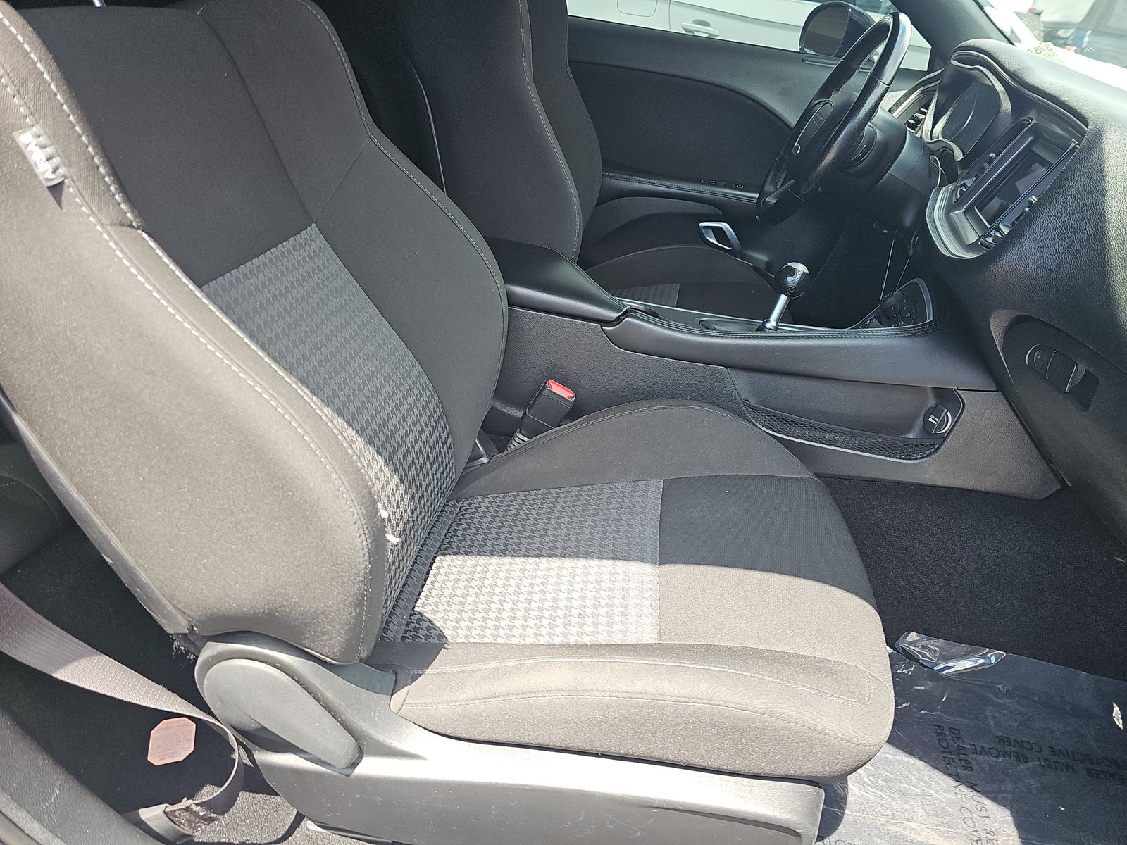 DODGE CHALLENGER - 9