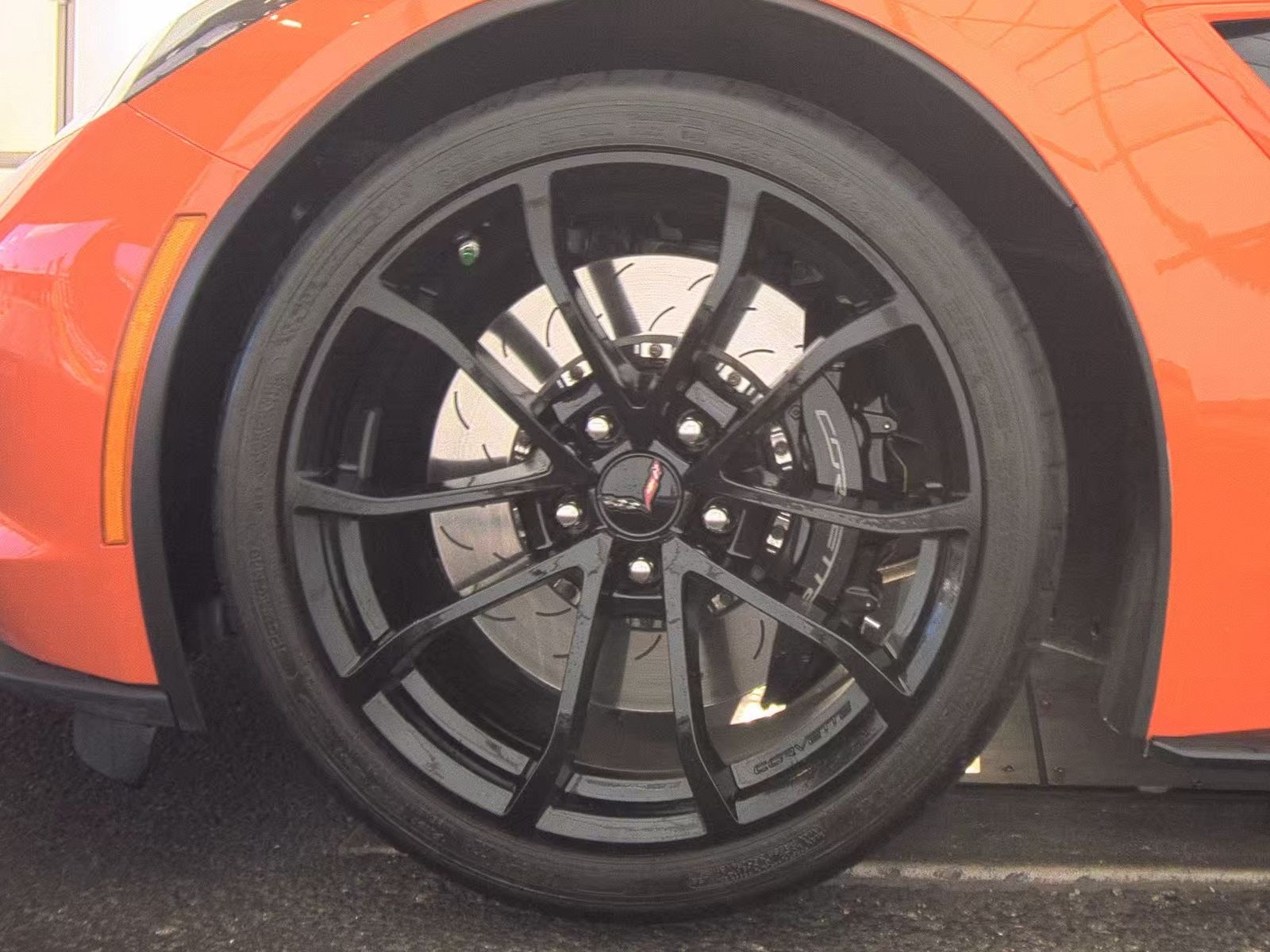 CHEVROLET CORVETTE - 10