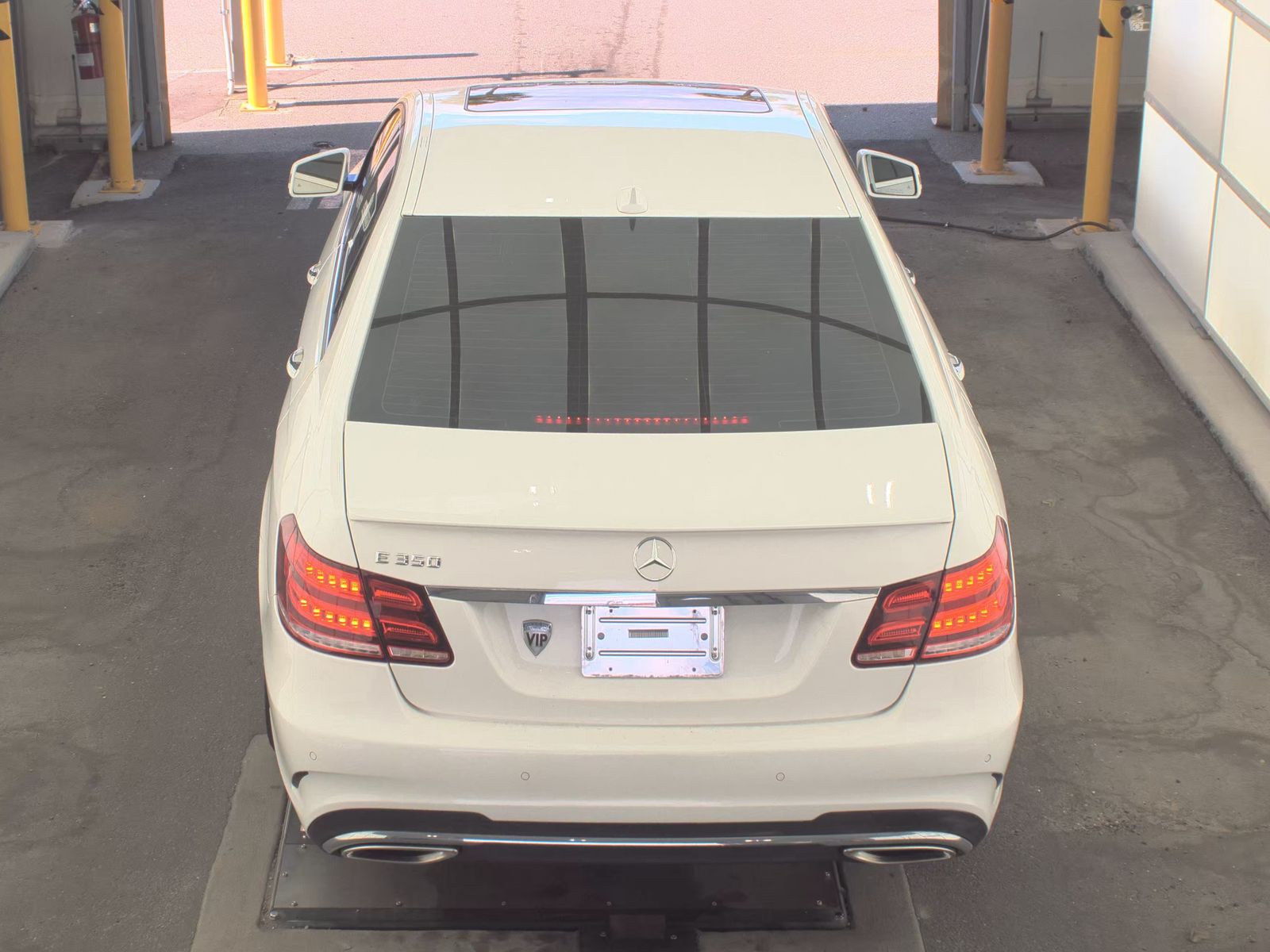 MERCEDES-BENZ E-CLASS - 7