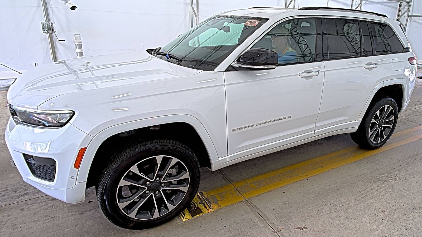 JEEP GRAND CHEROKEE - 1