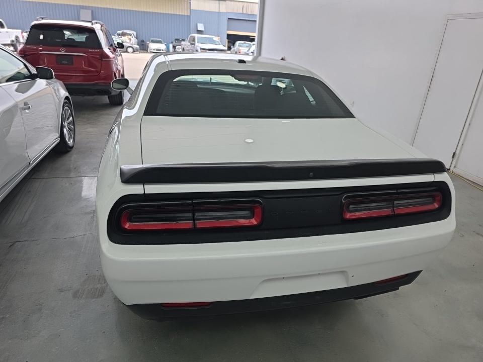 DODGE CHALLENGER - 6