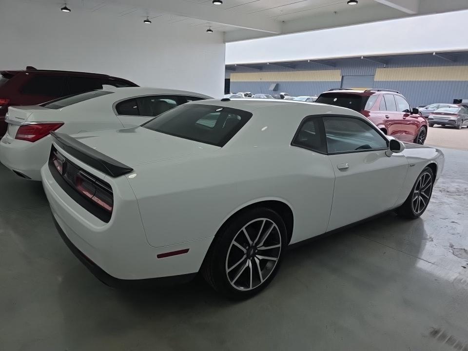 DODGE CHALLENGER - 5