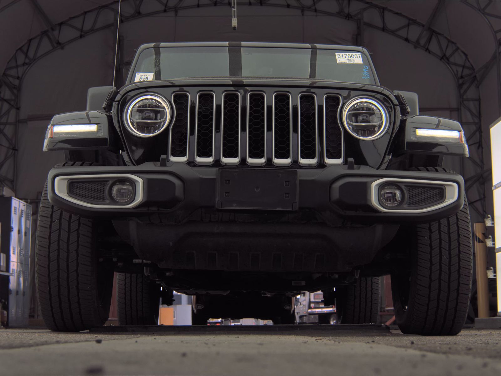 JEEP WRANGLER - 4