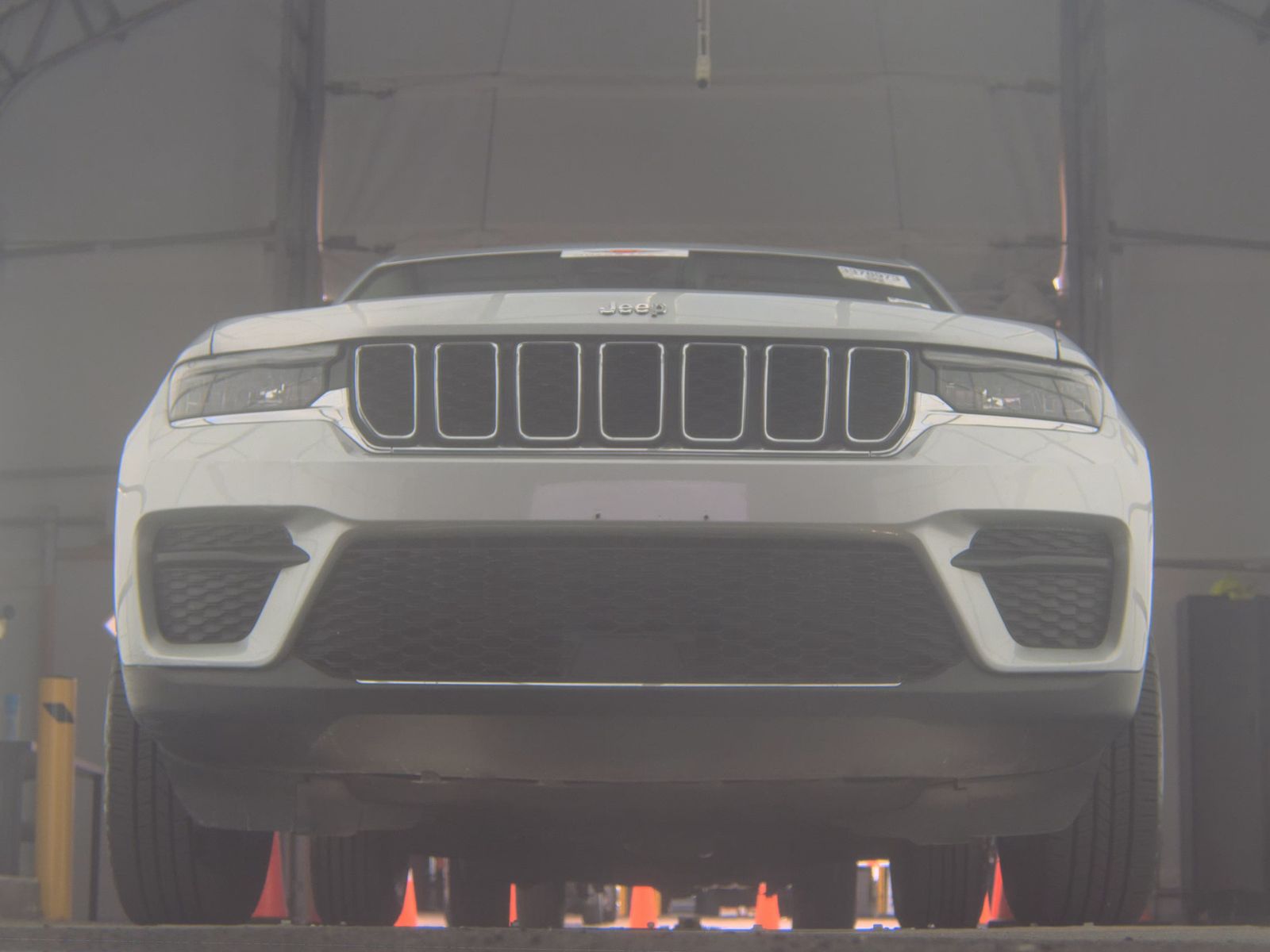 JEEP GRAND CHEROKEE - 4