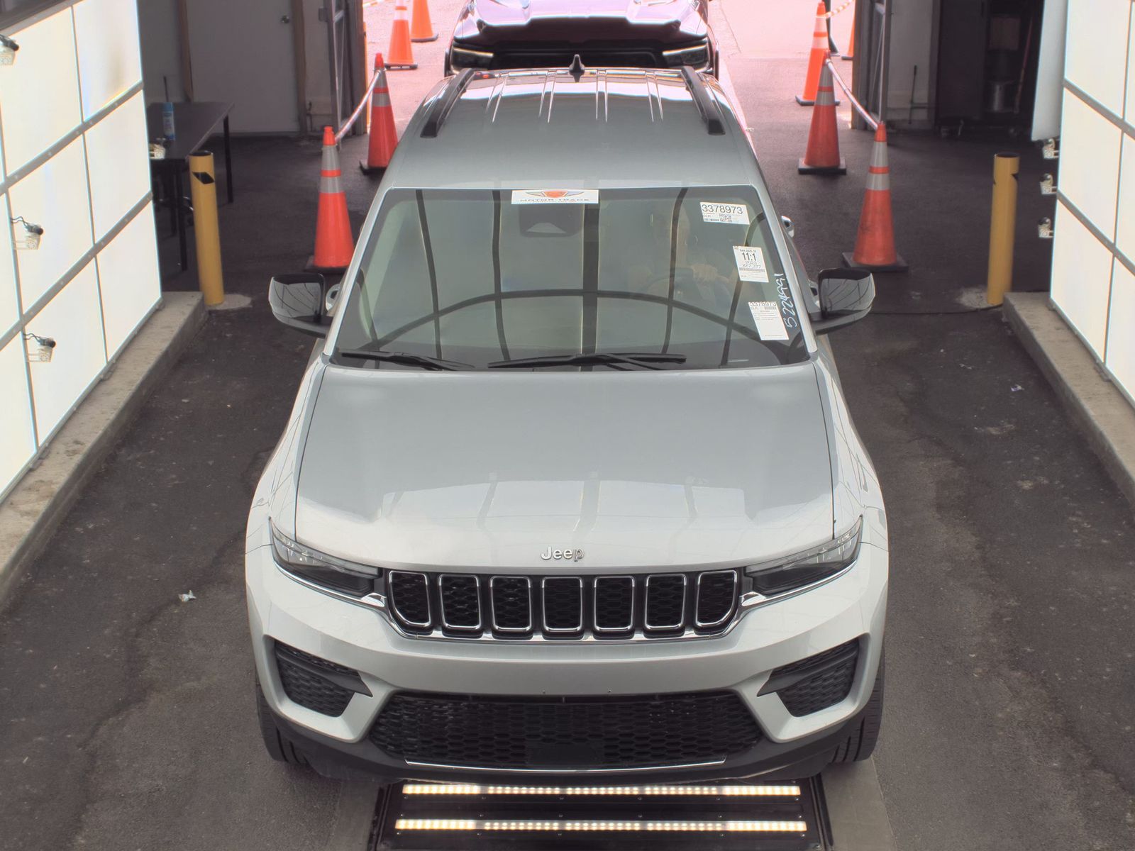 JEEP GRAND CHEROKEE - 3