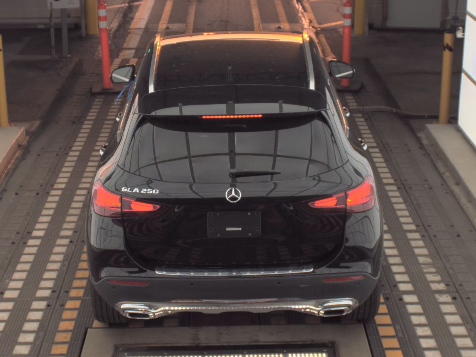 MERCEDES-BENZ GLA-CLASS - 6