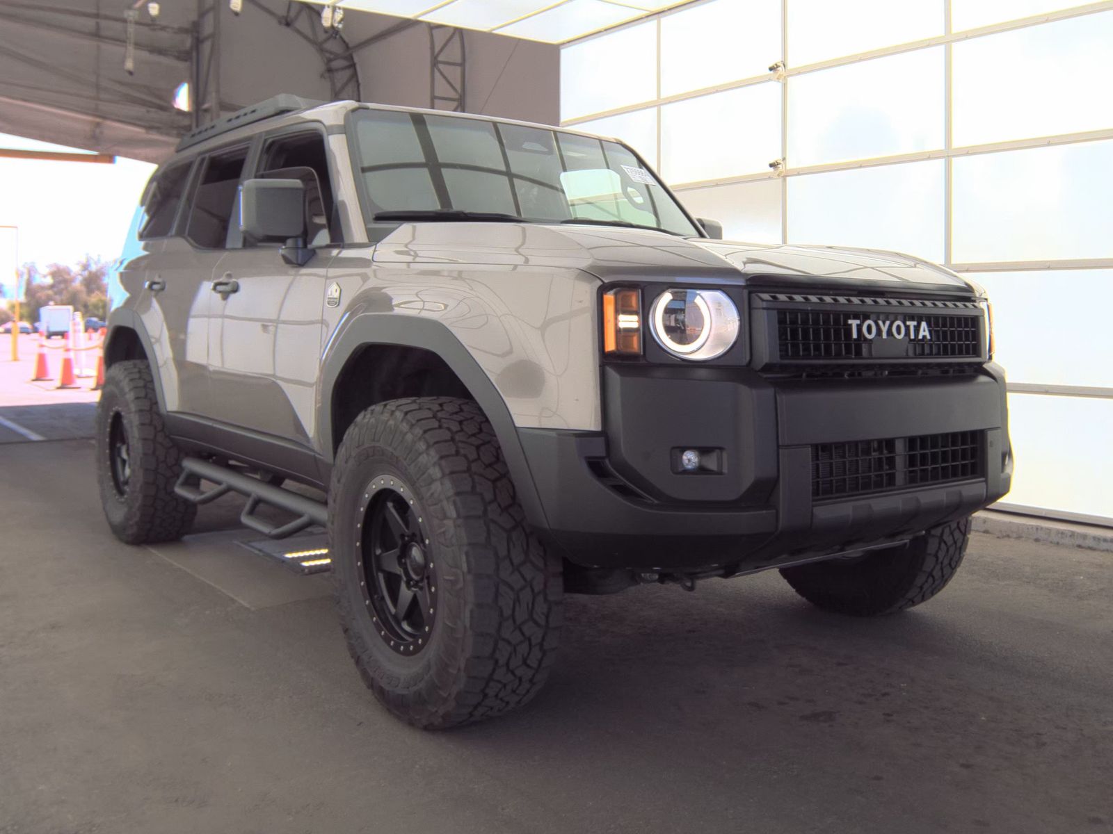 TOYOTA LAND CRUISER - 5