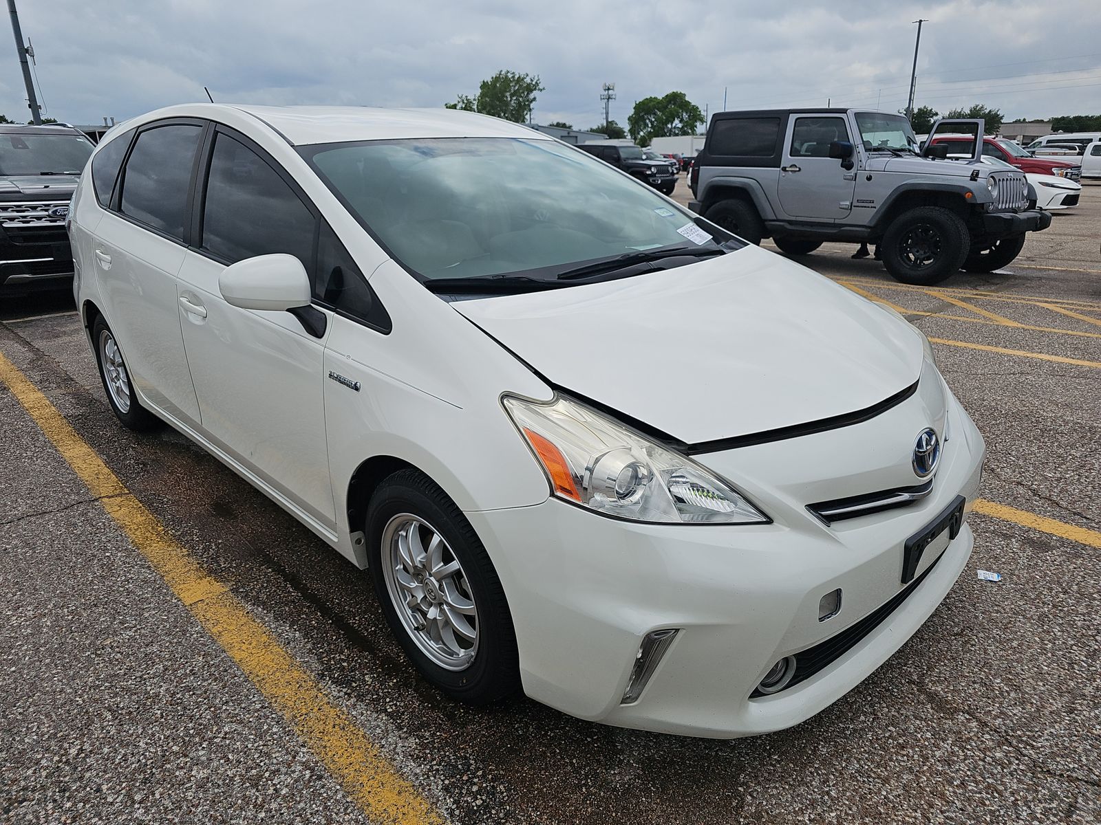 TOYOTA PRIUS - 4