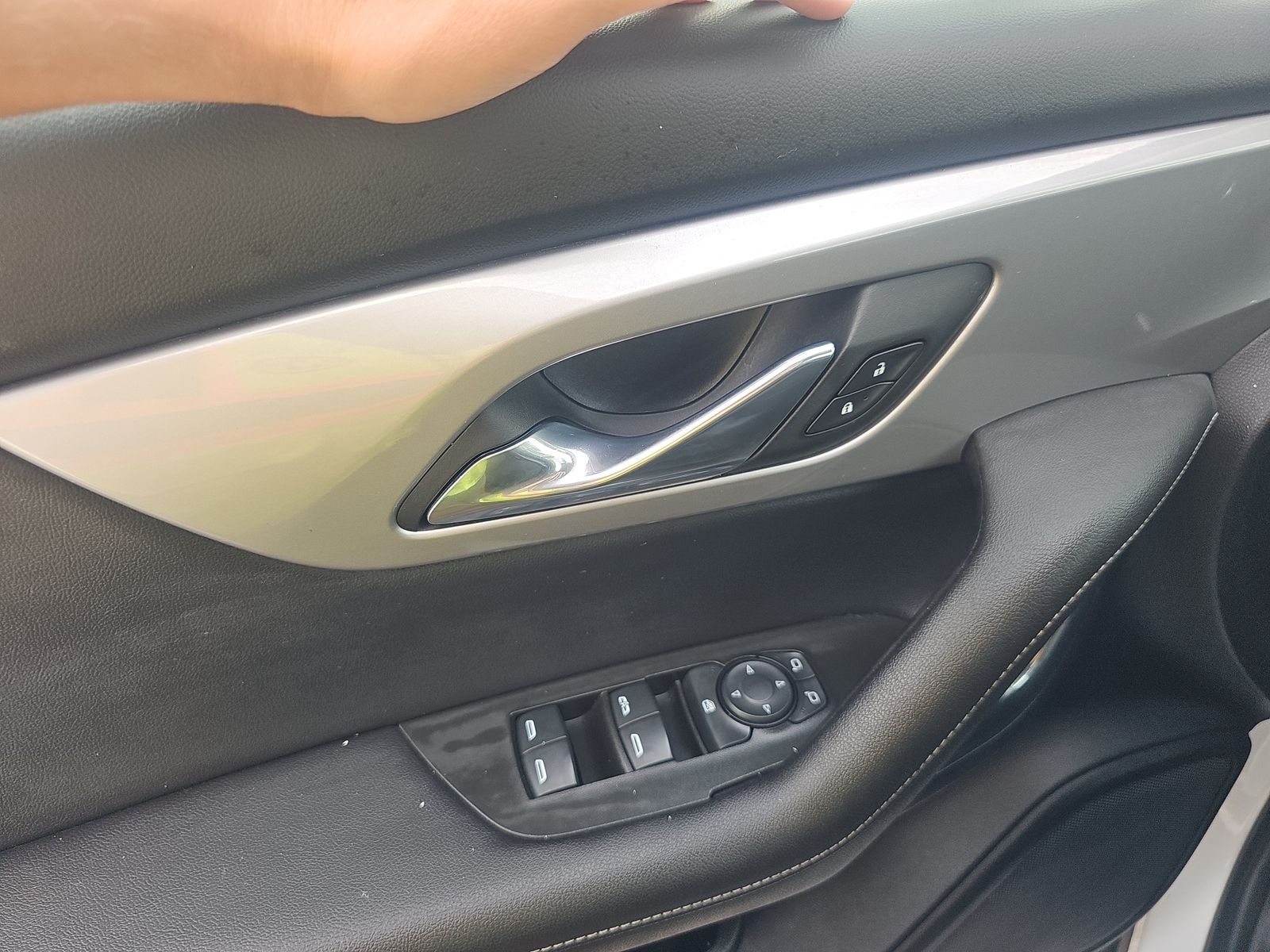 CHEVROLET CAMARO - 10