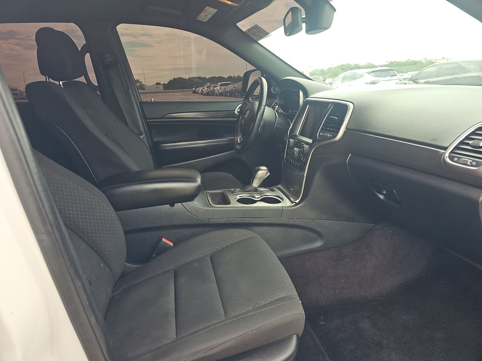 JEEP GRAND CHEROKEE - 9