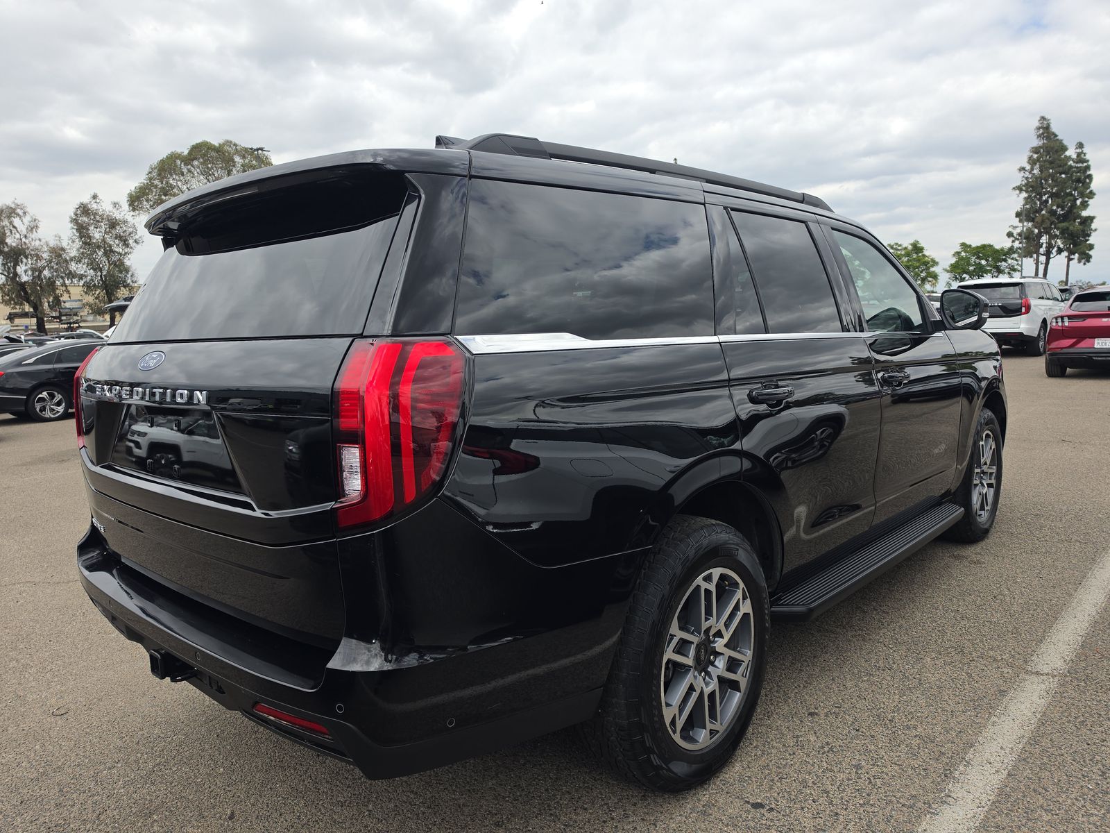 FORD EXPEDITION - 5