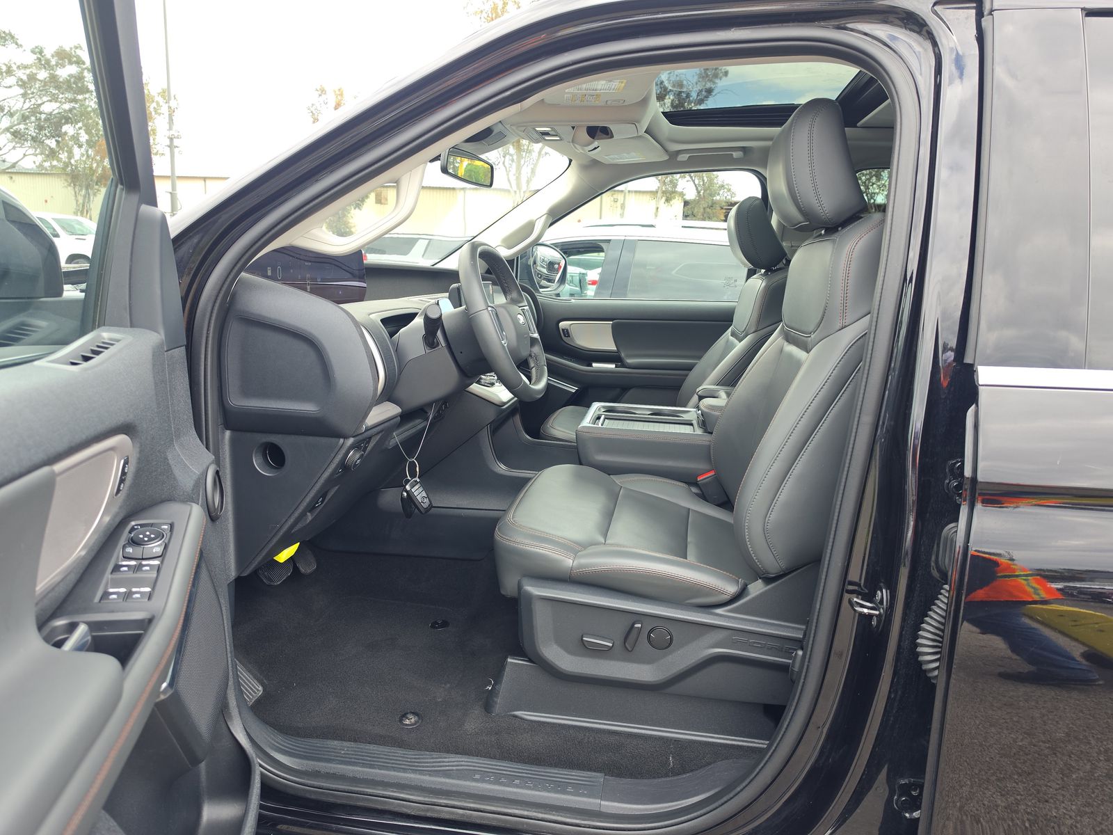 FORD EXPEDITION - 8