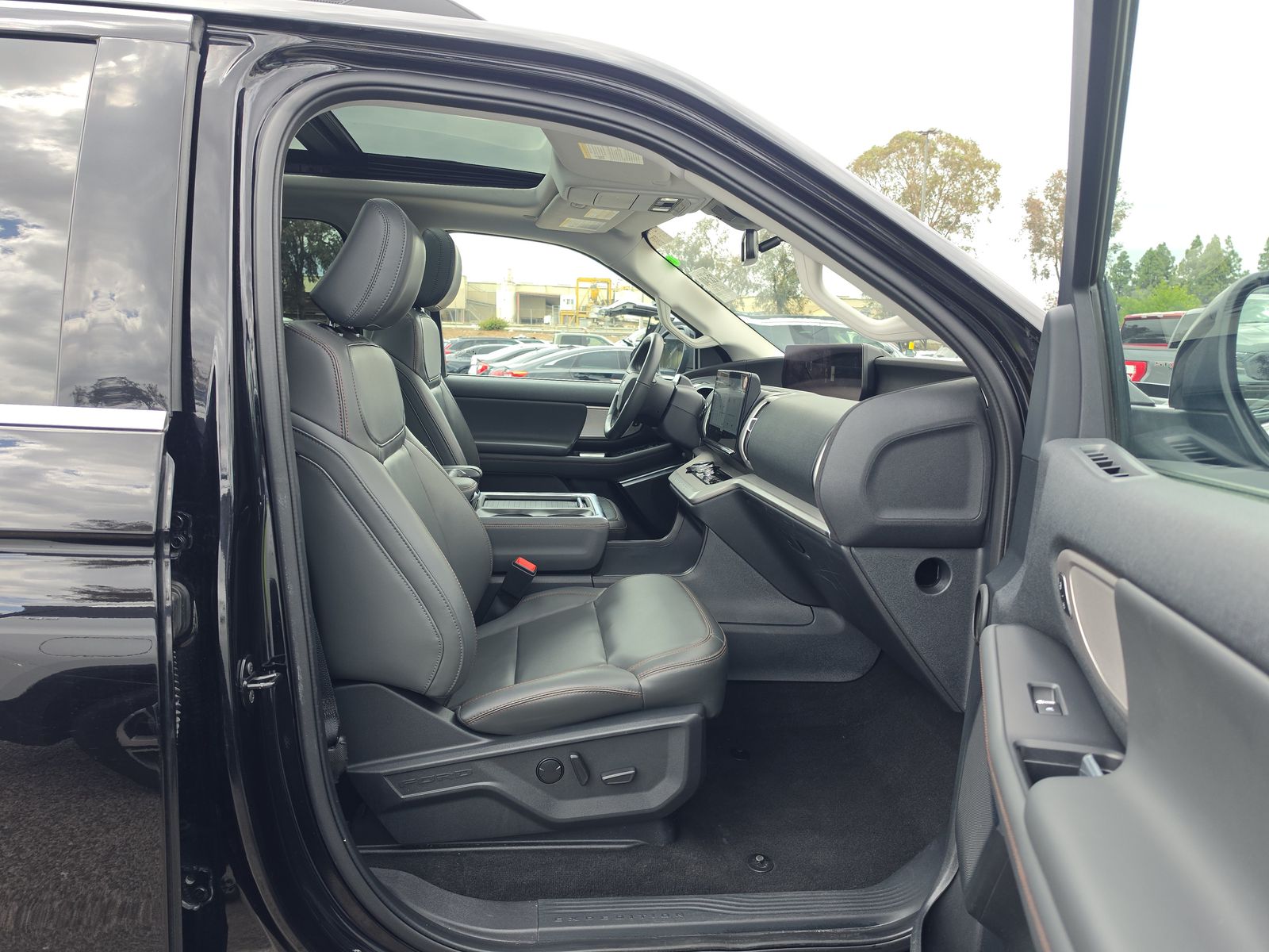 FORD EXPEDITION - 9