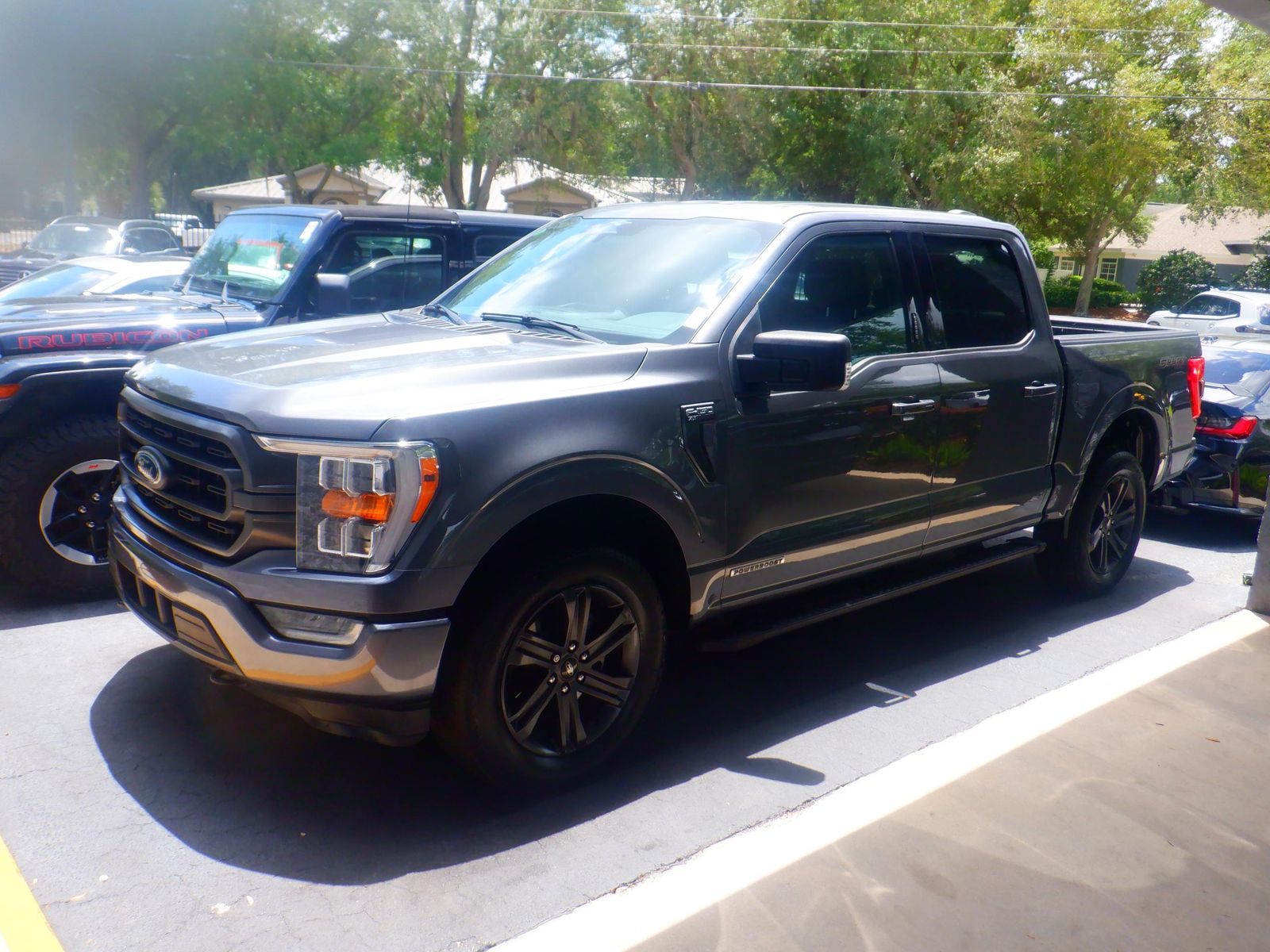2023 Ford F-150 Hybrid XLT AWD
